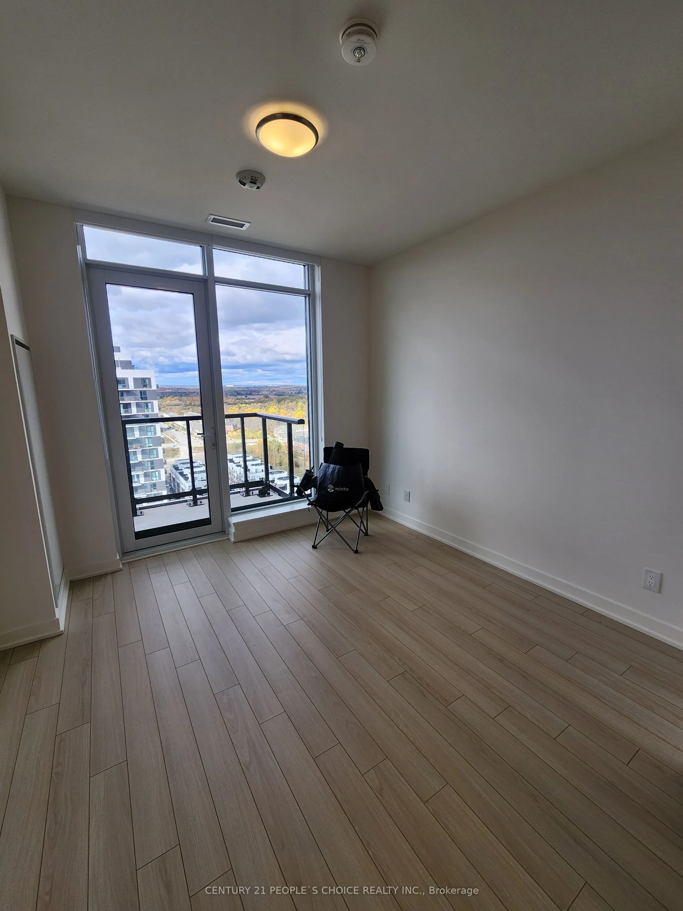 3079 Trafalgar Road #2004