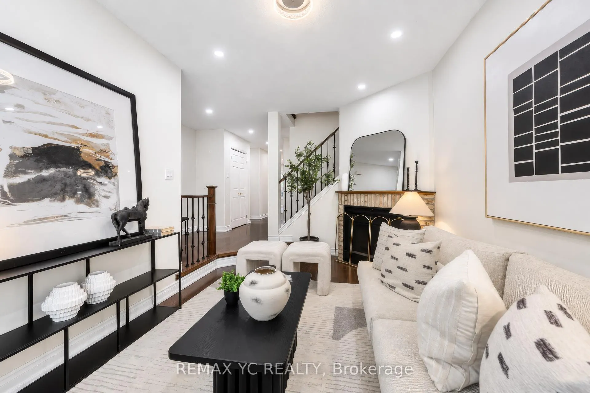 4635 Regents Terrace #52