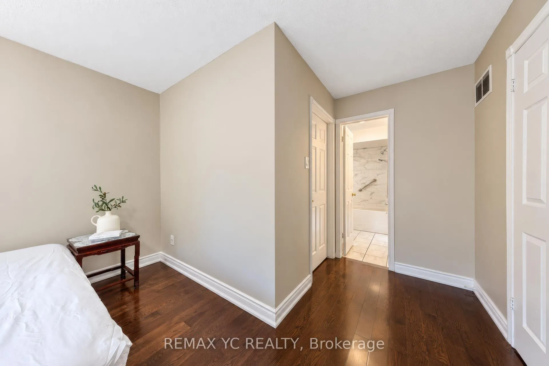 4635 Regents Terrace #52