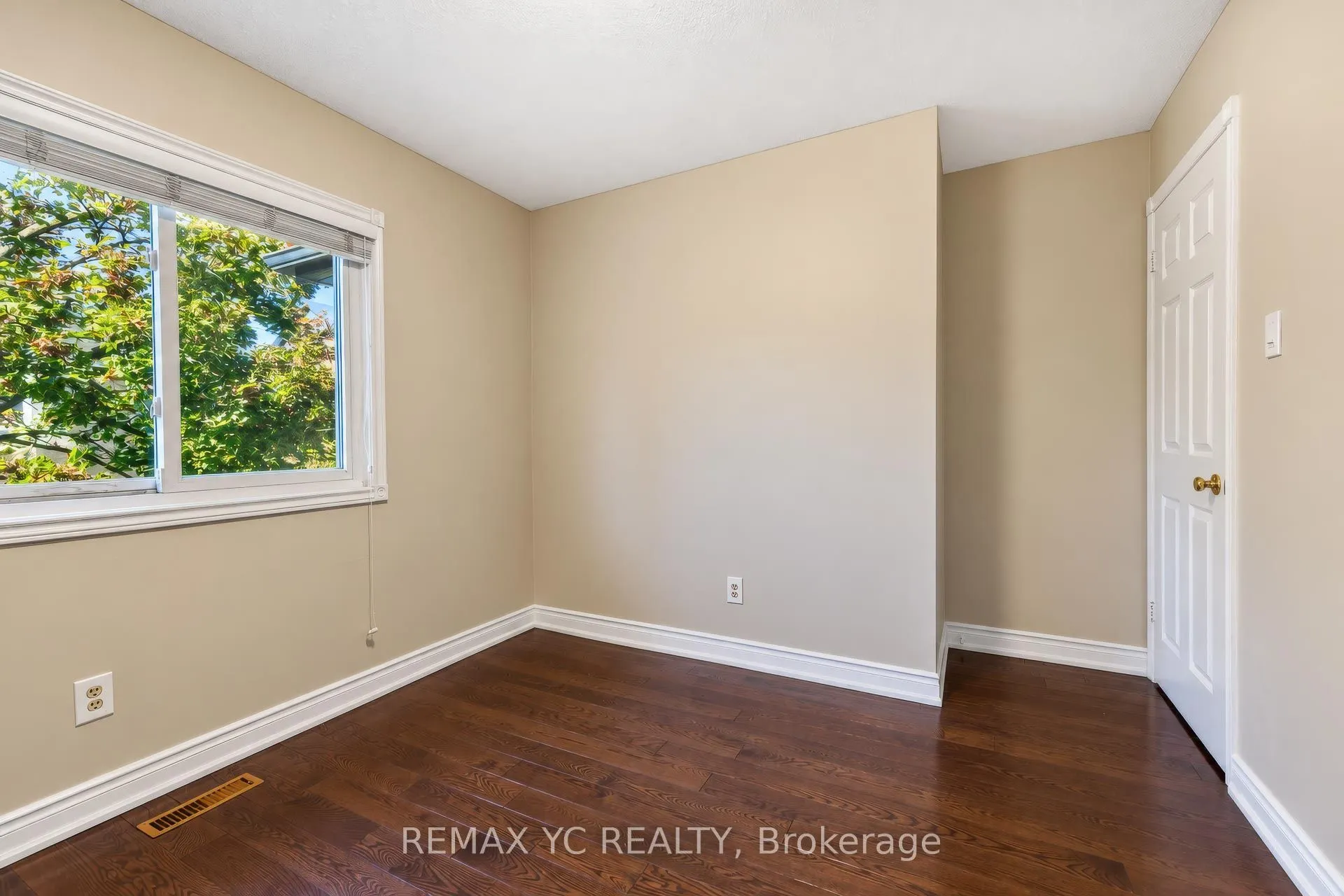 4635 Regents Terrace #52