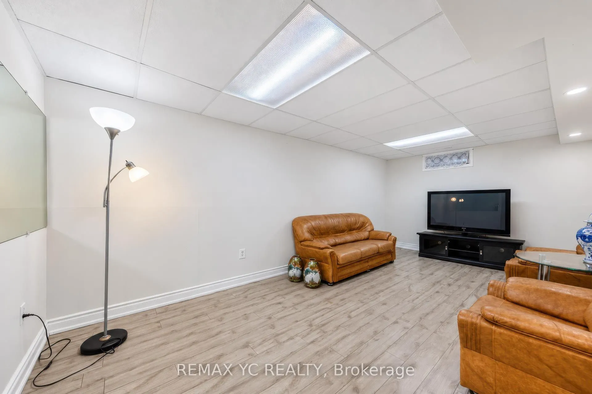 4635 Regents Terrace #52