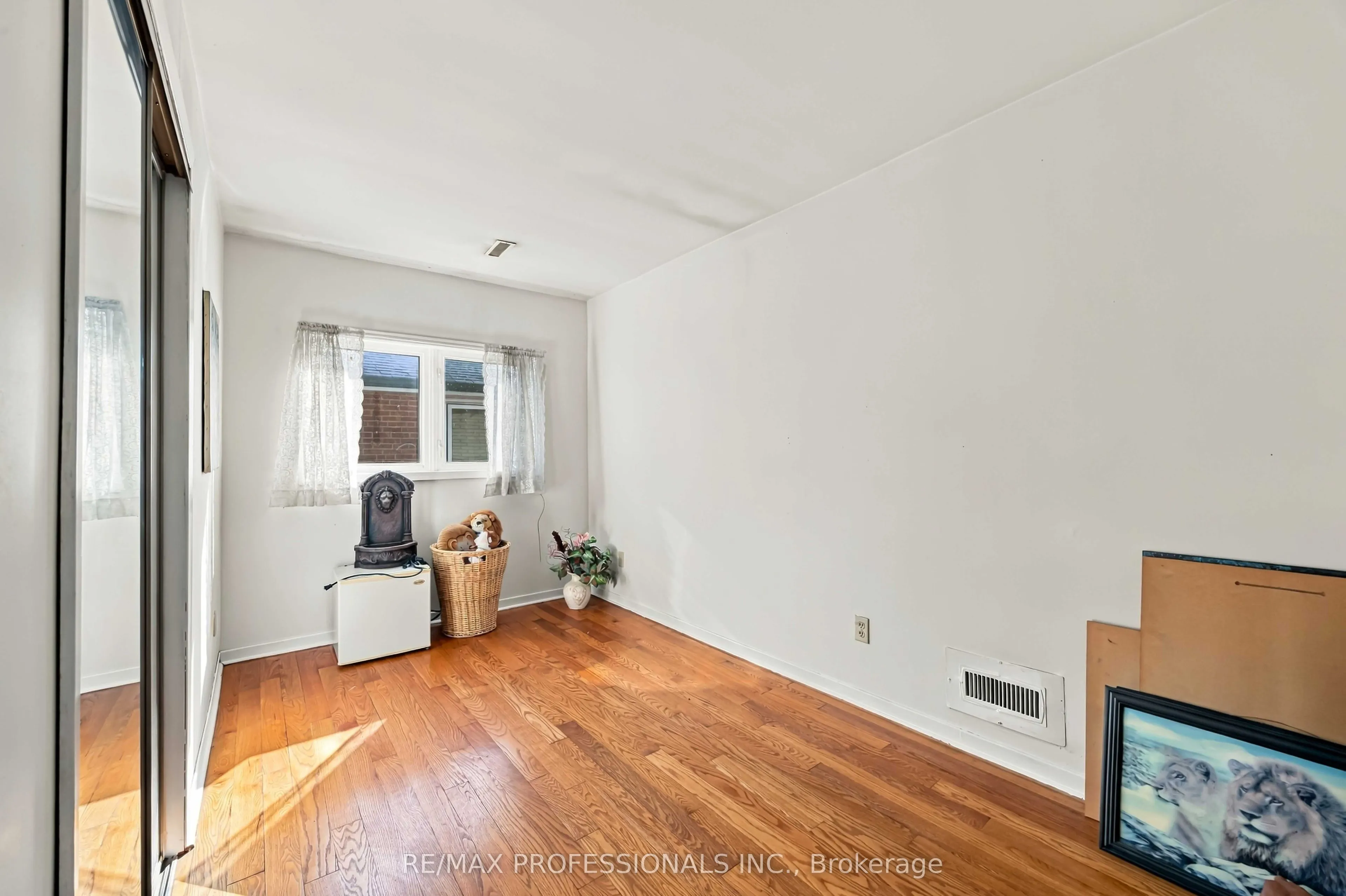 31 Fortieth Street