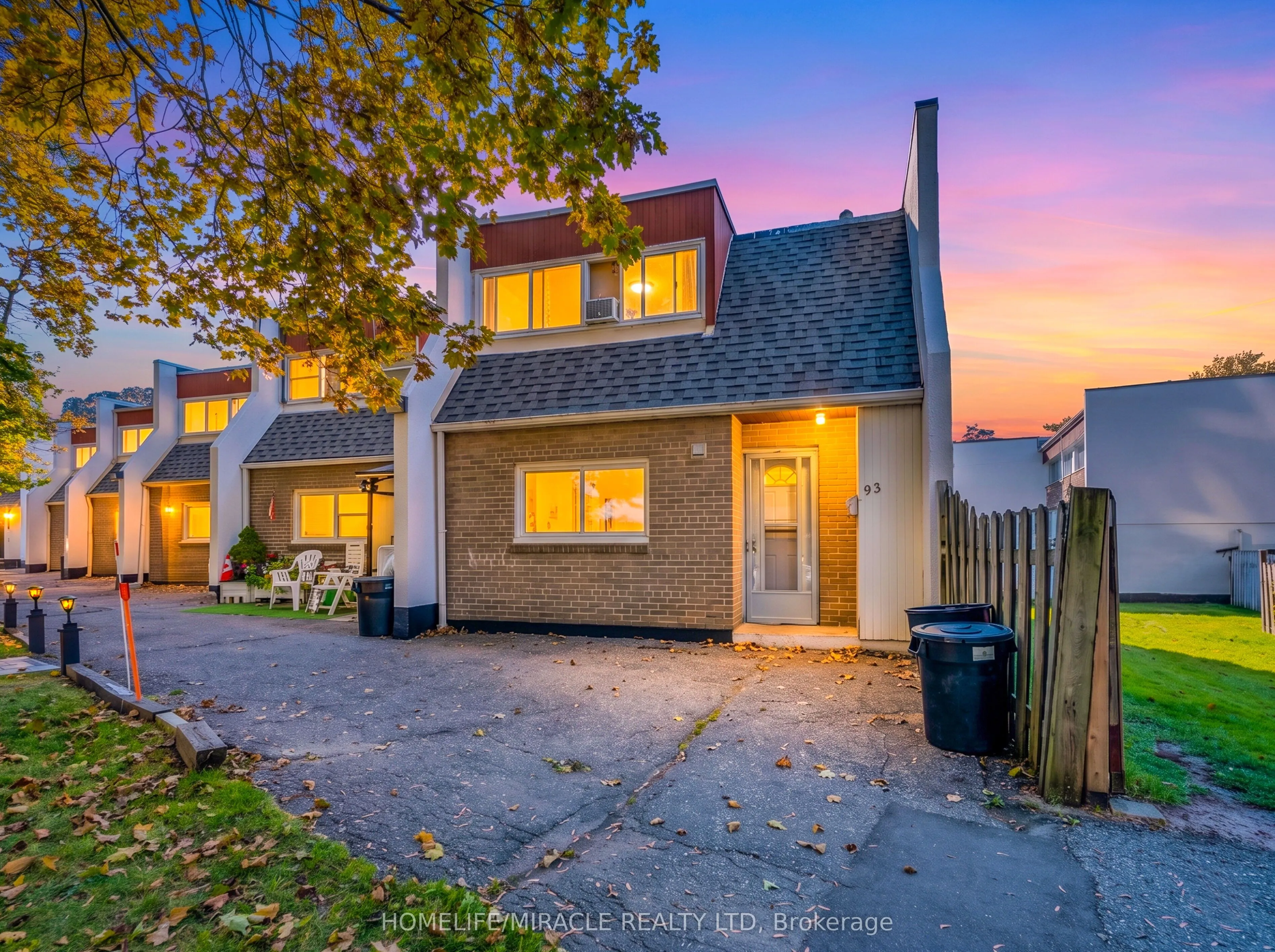 2901 Jane Street #93