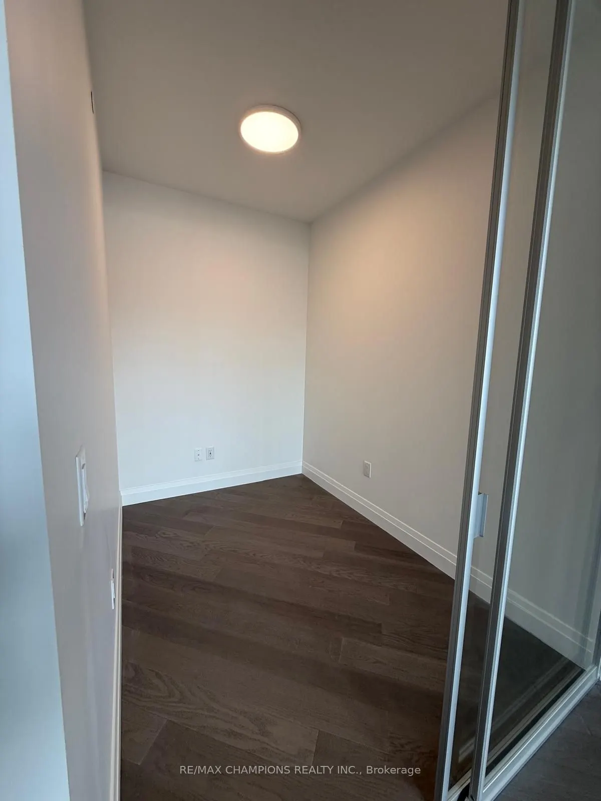 26 Mill Street #401