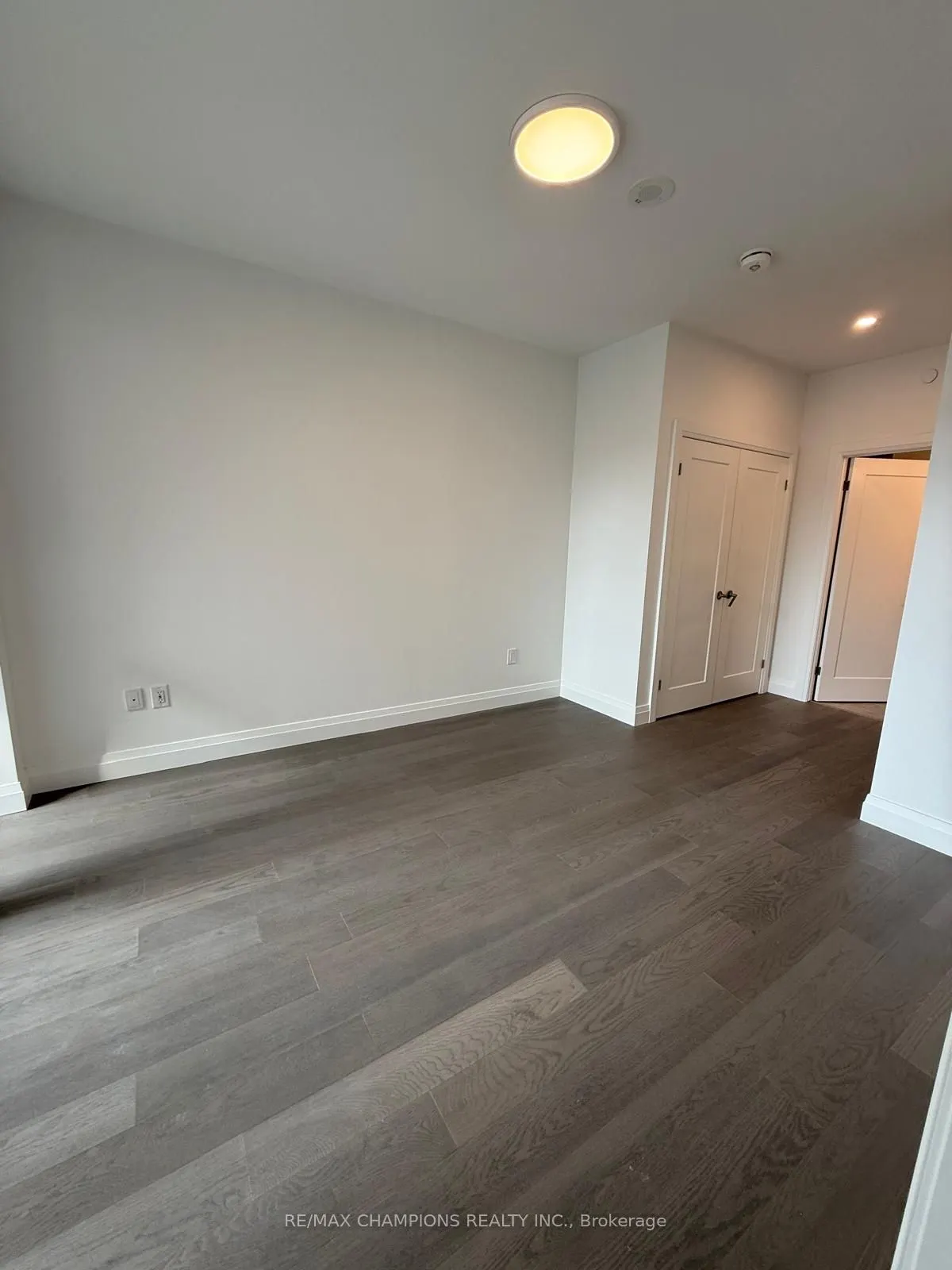 26 Mill Street #401