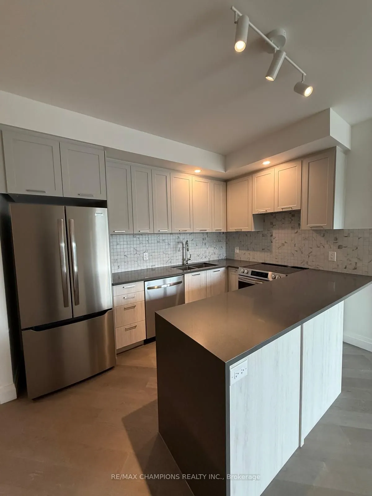26 Mill Street #401
