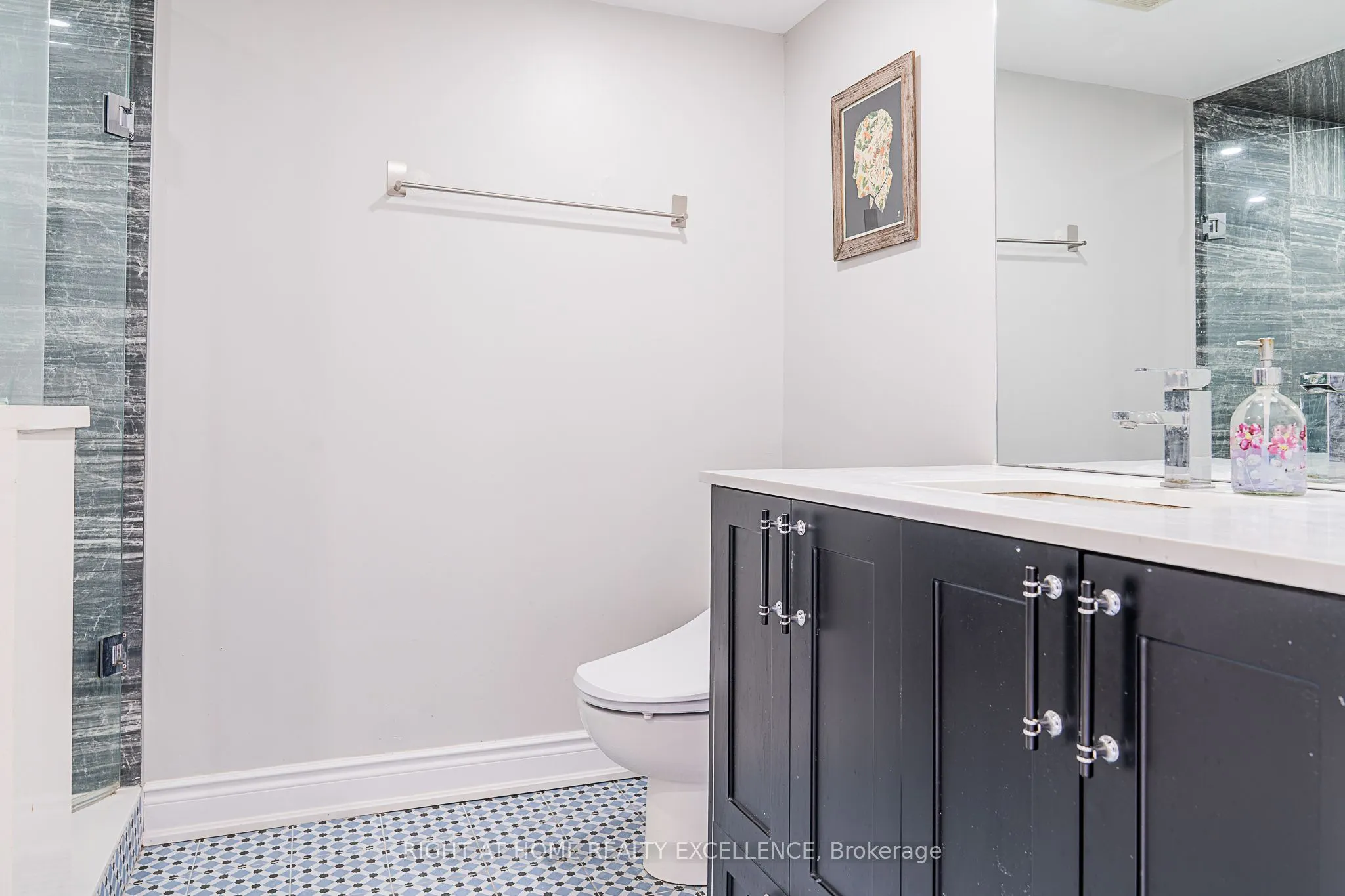 45 Kingsbridge Garden Circle #2410