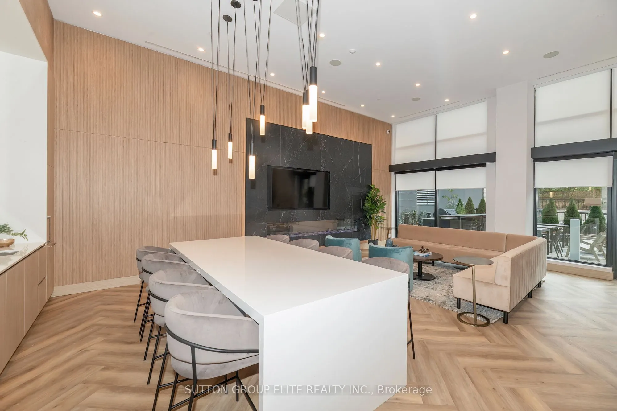 1381 Lakeshore Boulevard #315