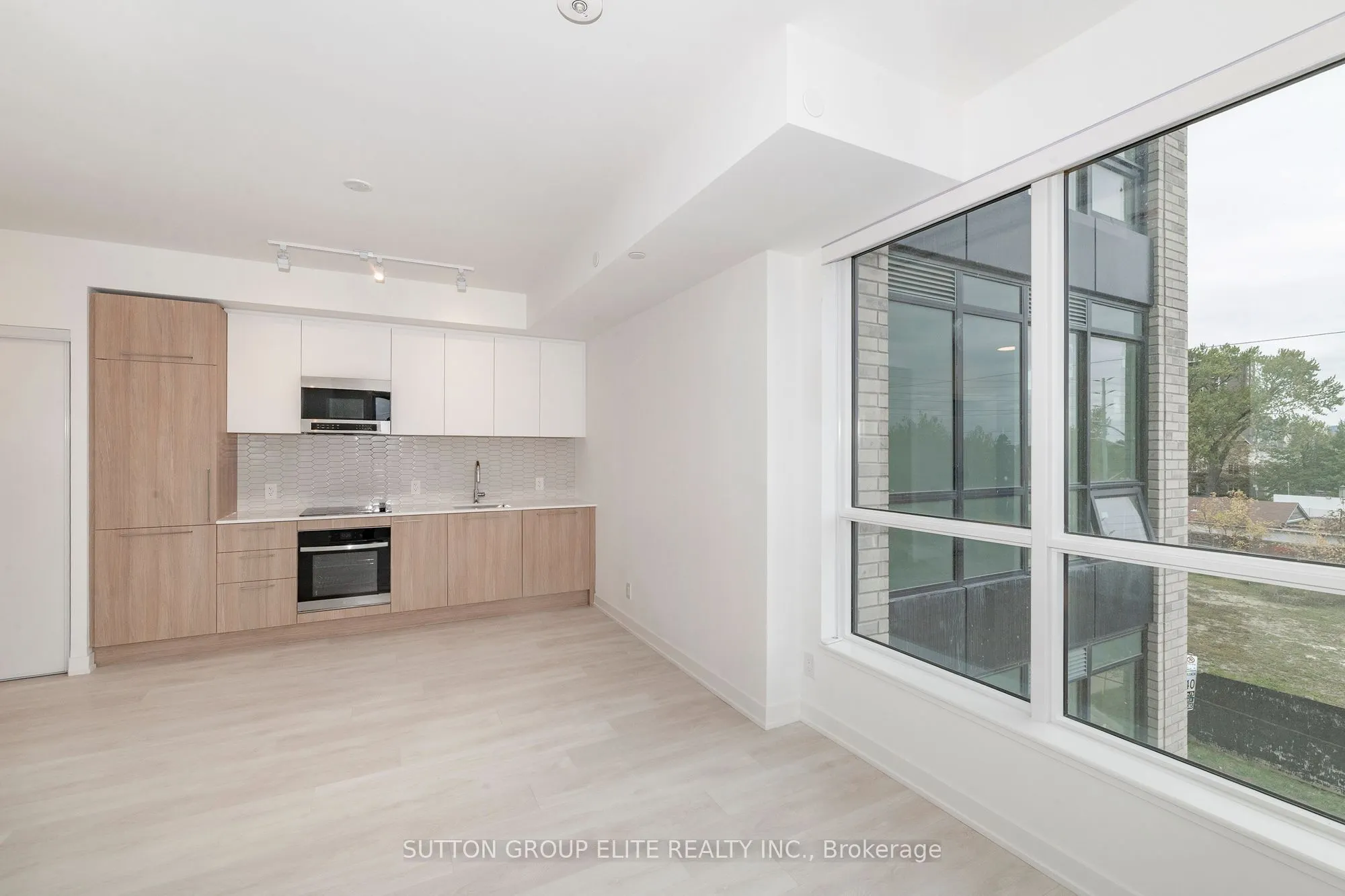 1381 Lakeshore Boulevard #315