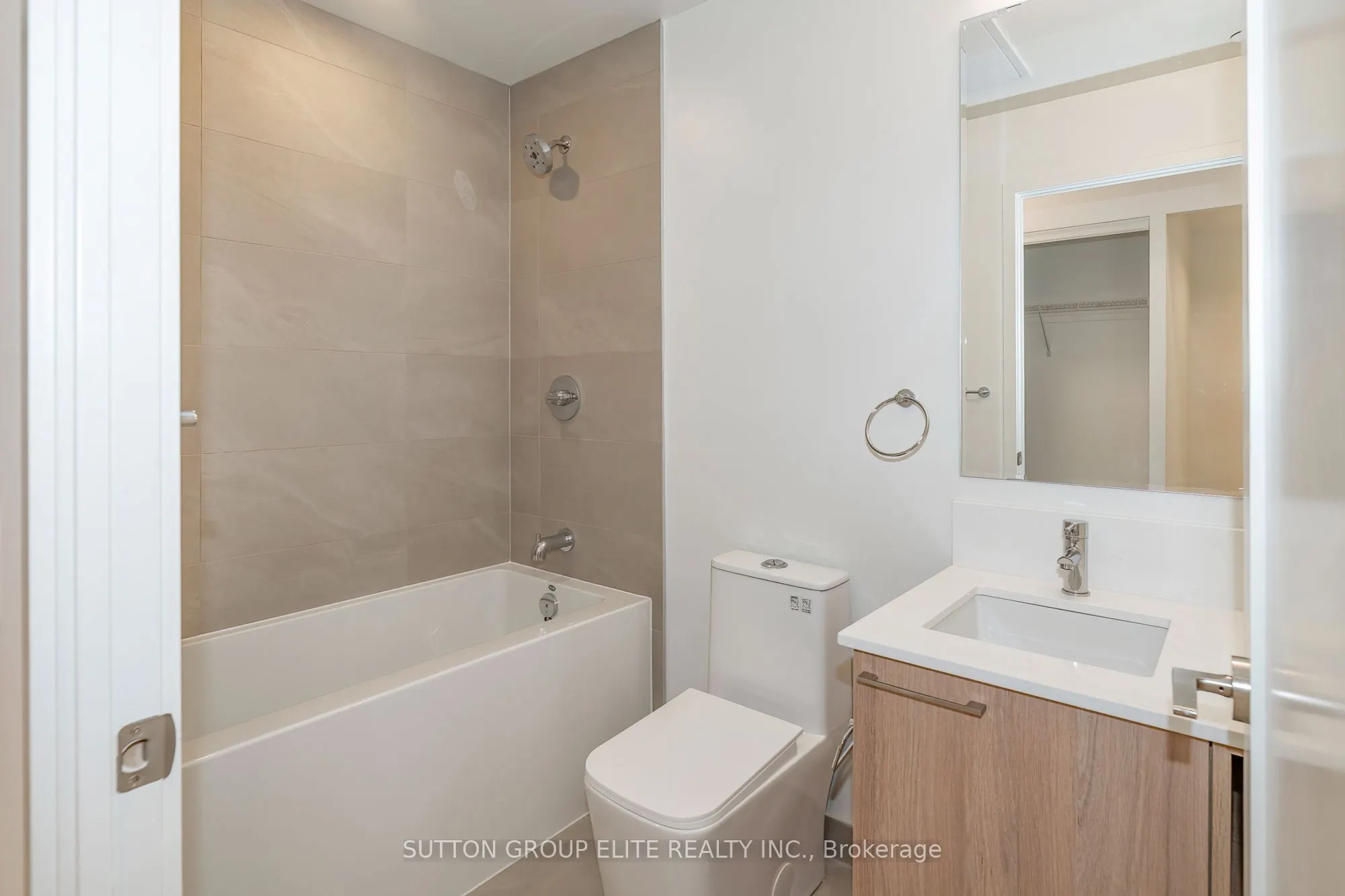 1381 Lakeshore Boulevard #315