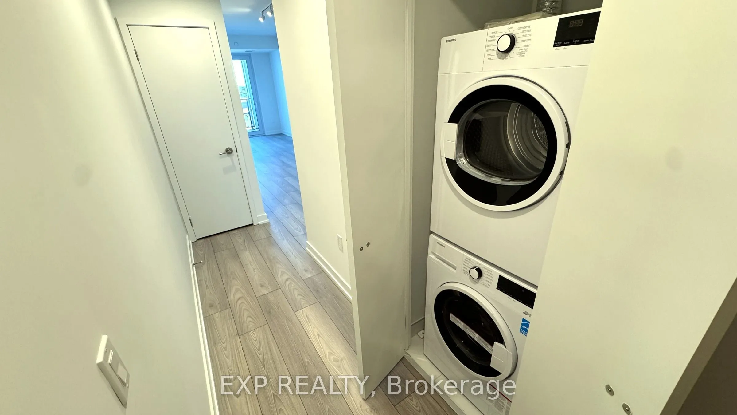 1 Fairview Road E #403