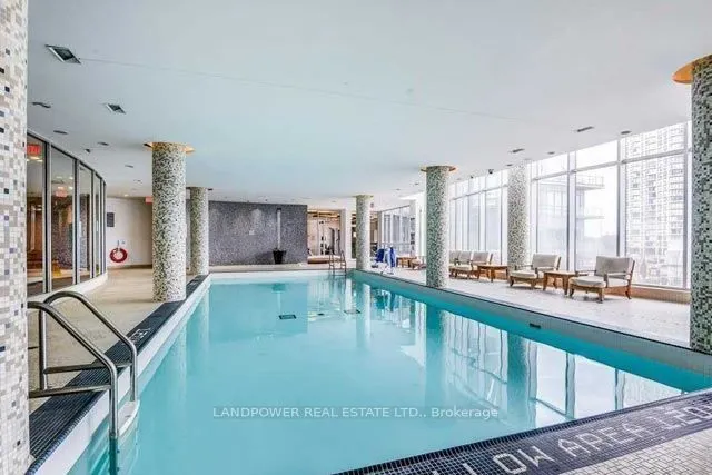 2230 Lakeshore Boulevard W #801