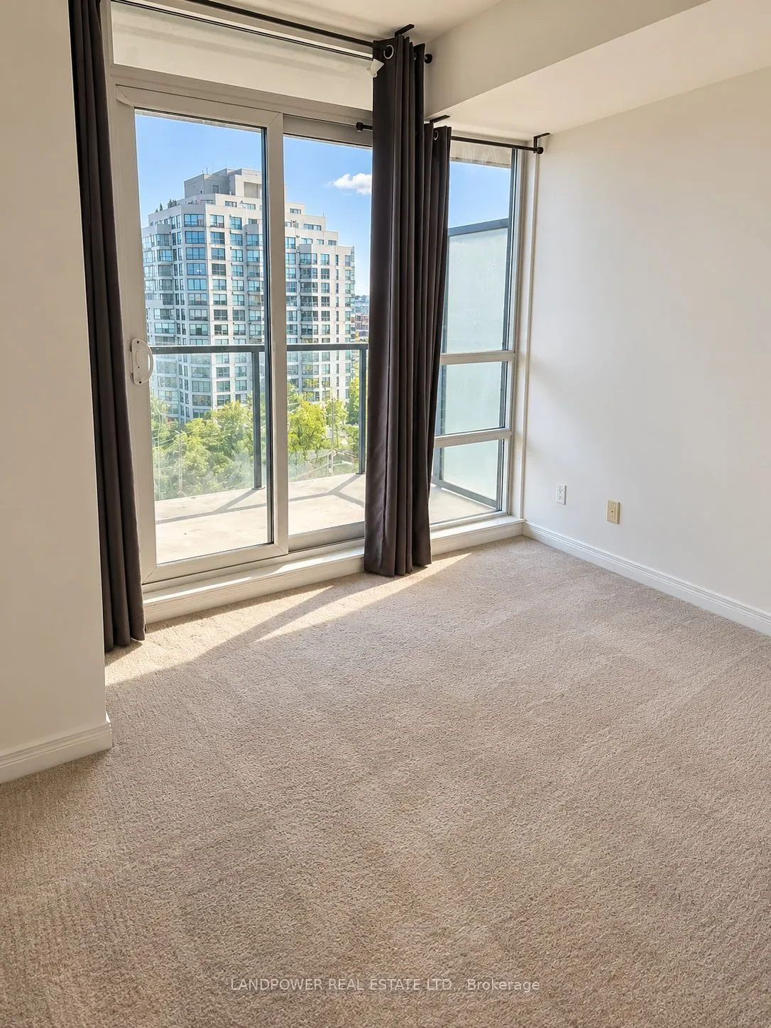2230 Lakeshore Boulevard W #801