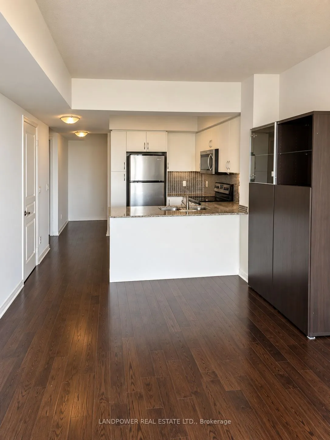 2230 Lakeshore Boulevard W #801