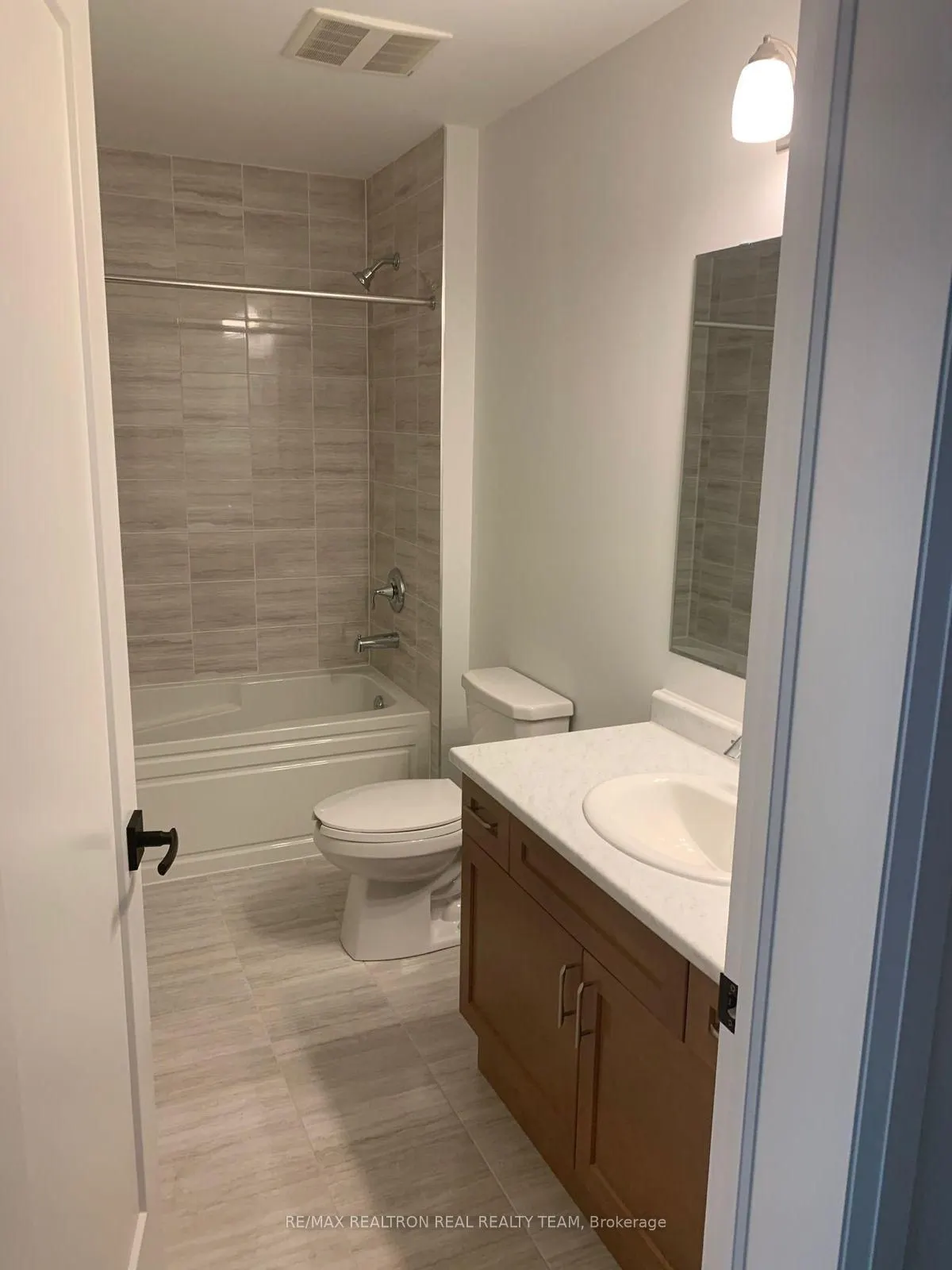 102 Grovewood Common #334