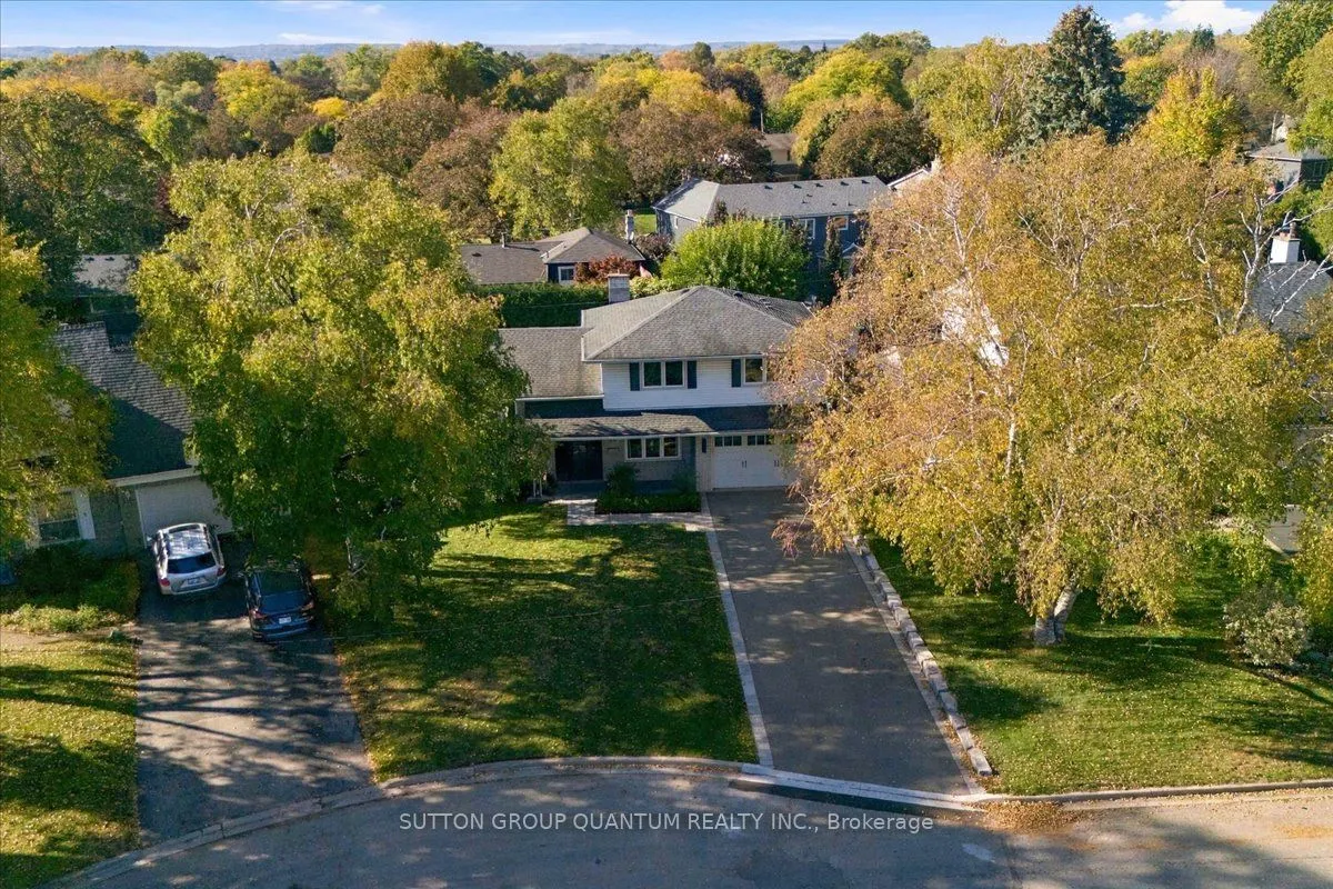 368 Aurora Crescent