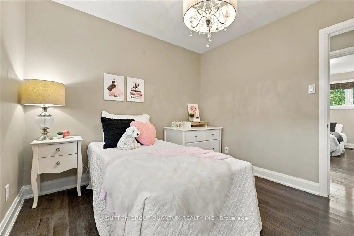 368 Aurora Crescent