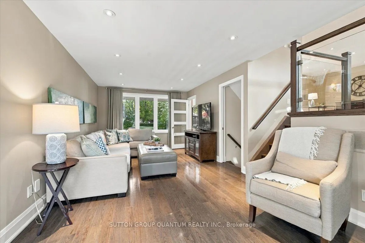 368 Aurora Crescent