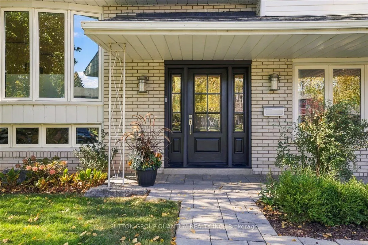 368 Aurora Crescent