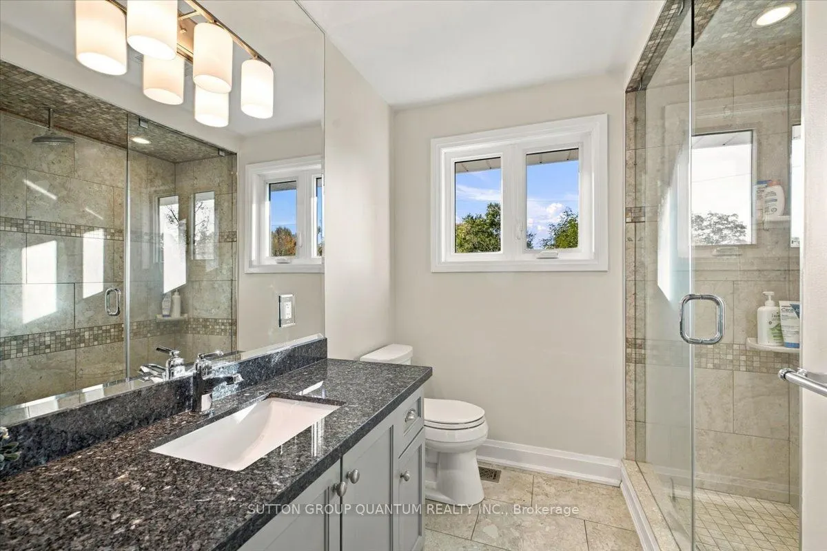 368 Aurora Crescent