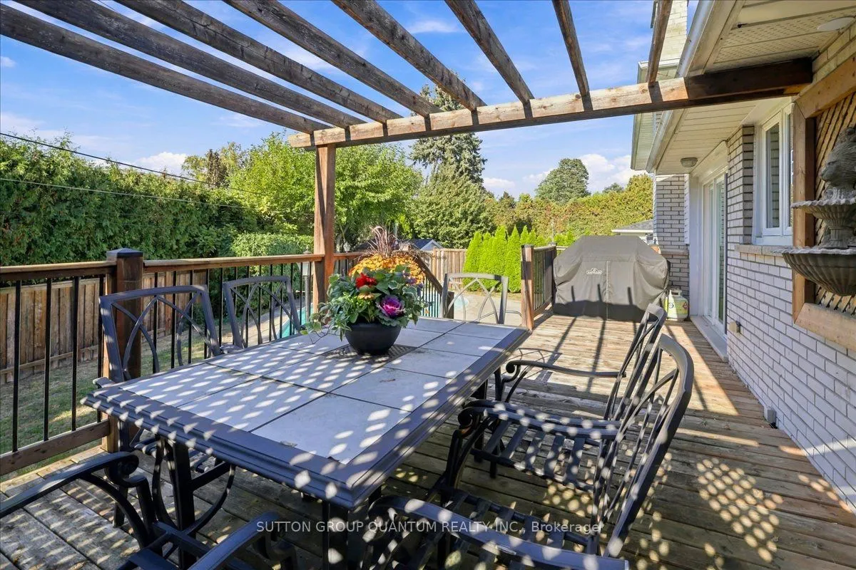 368 Aurora Crescent