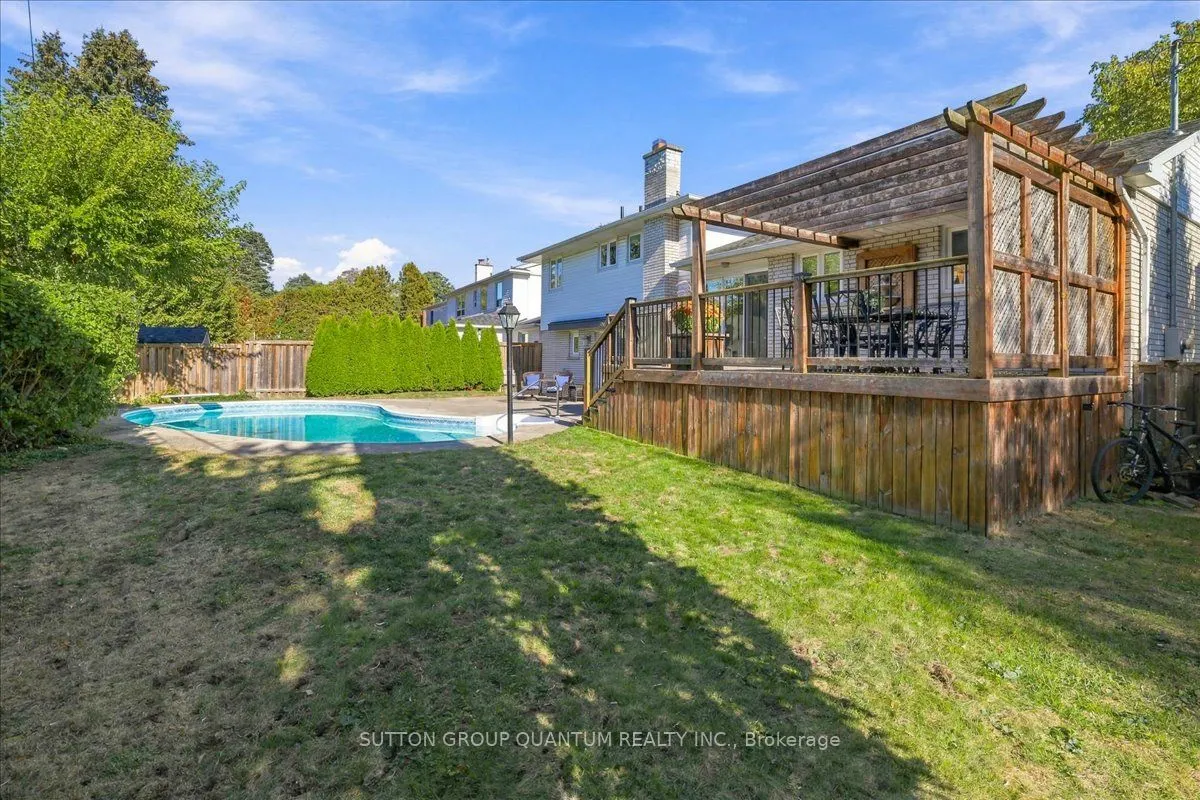 368 Aurora Crescent
