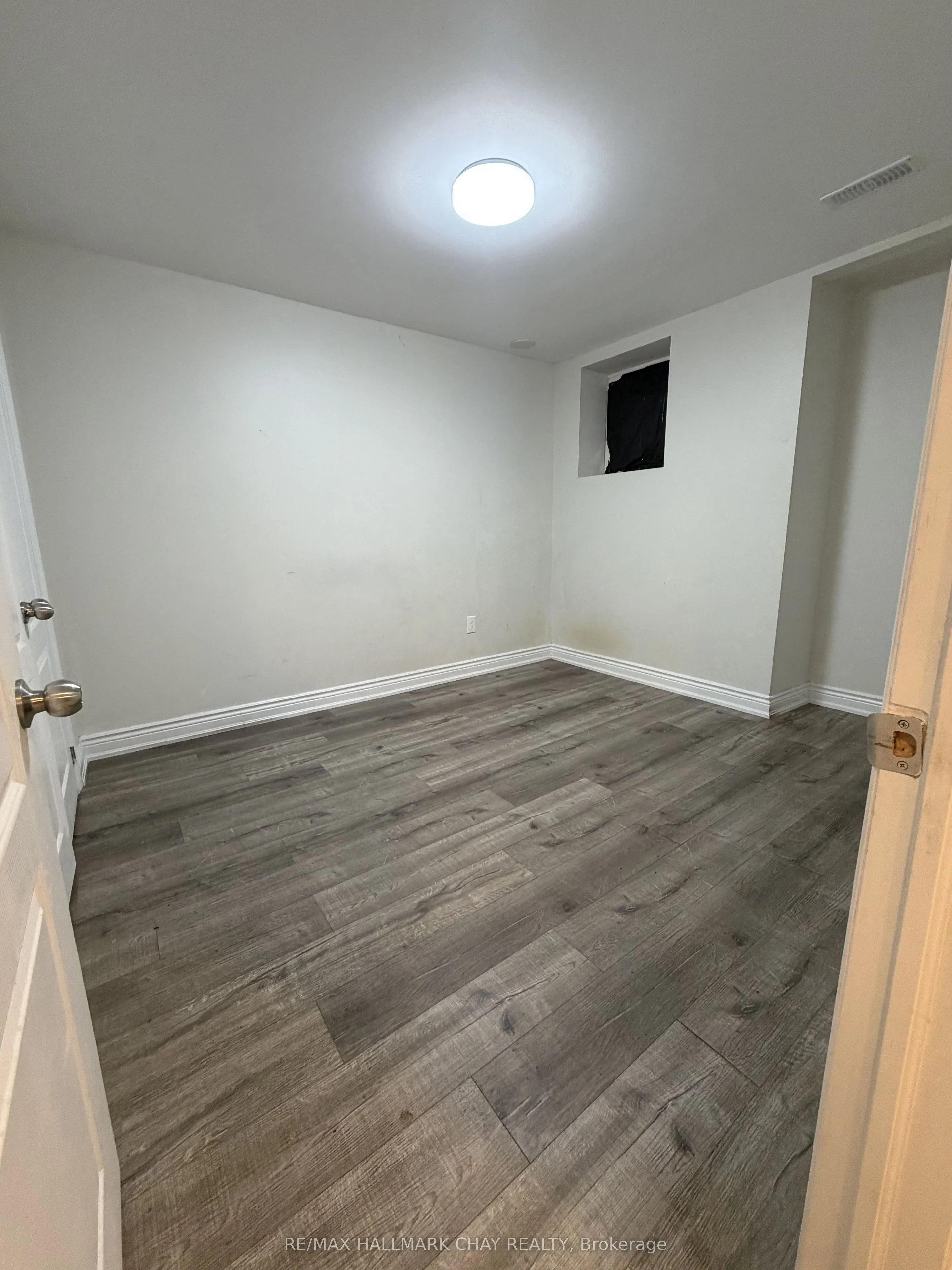 12 Brethby Street #Basement