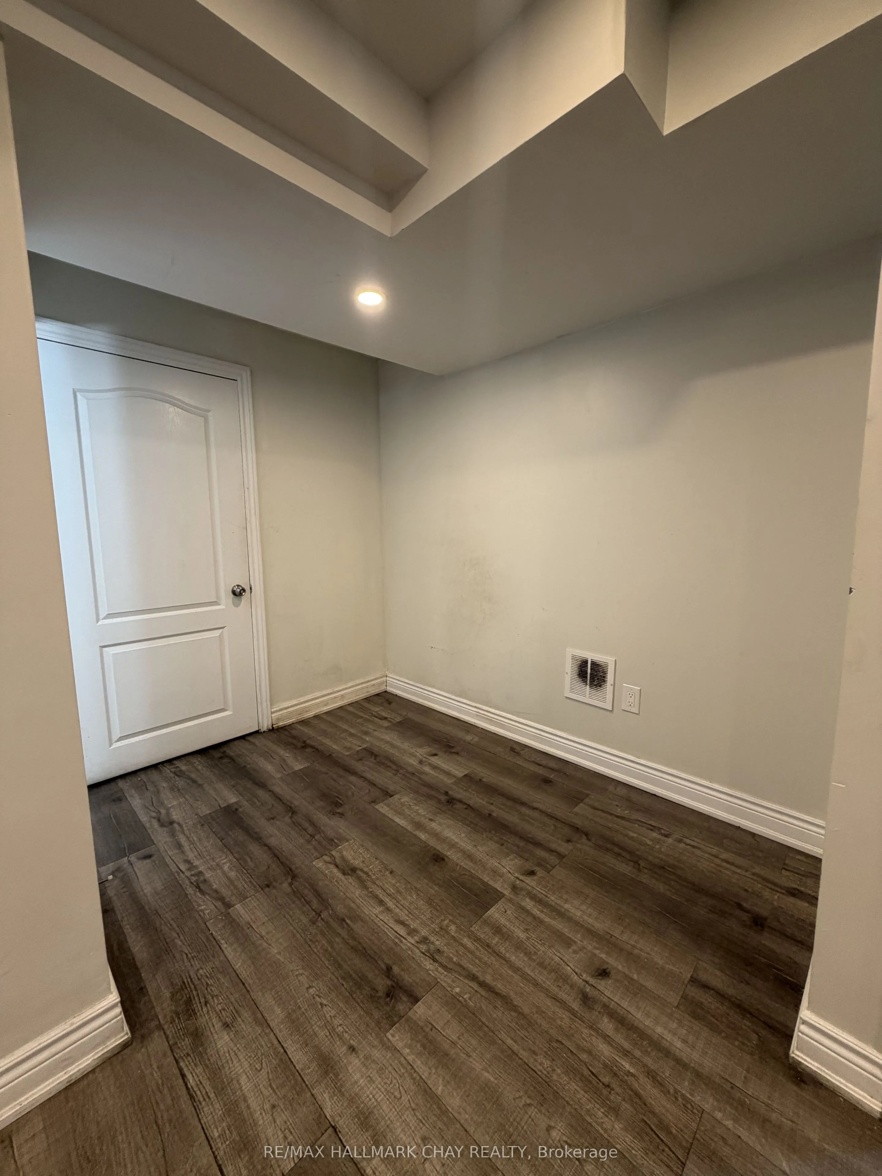 12 Brethby Street #Basement