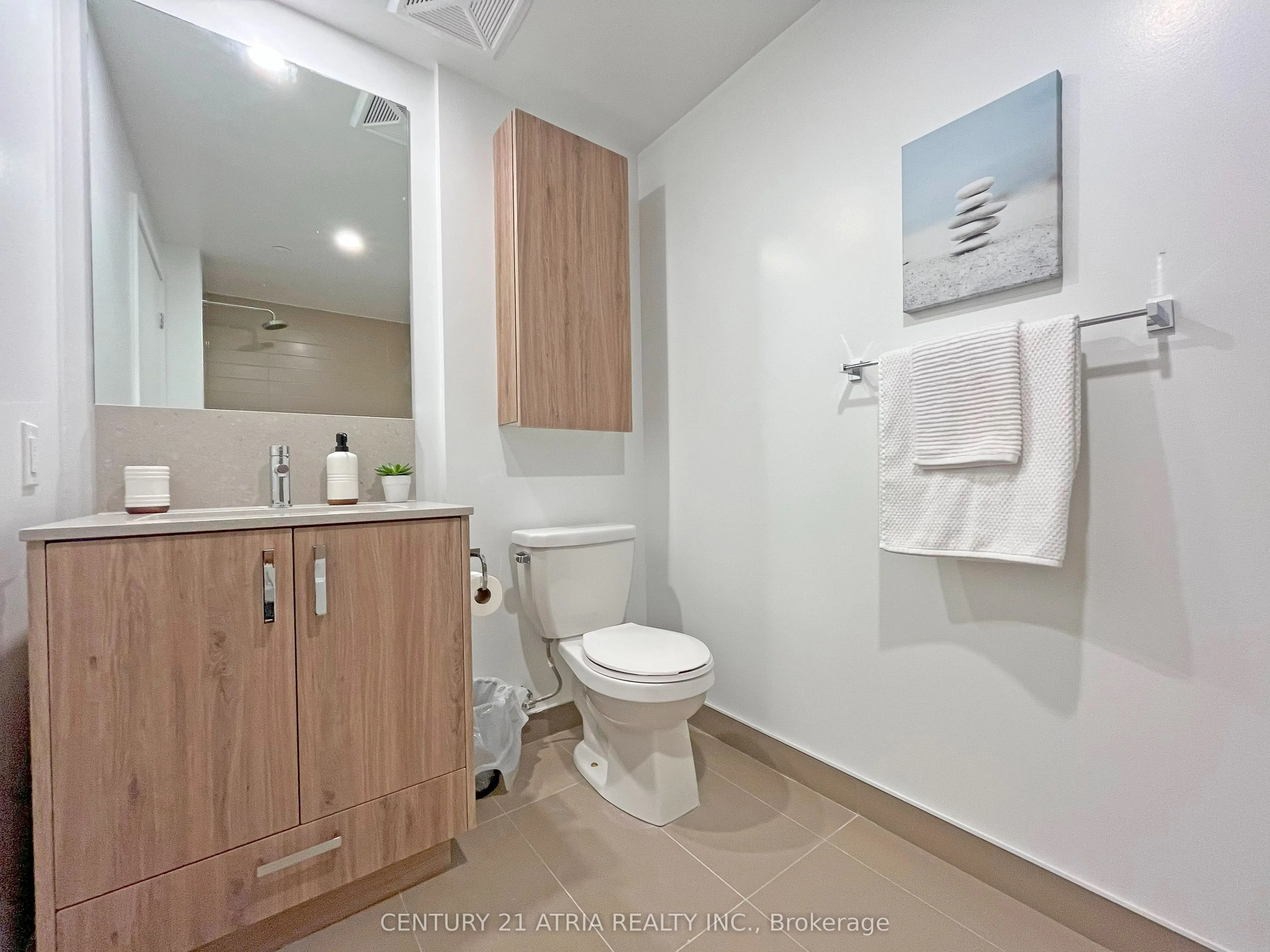 1787 St.Clair Avenue W #527