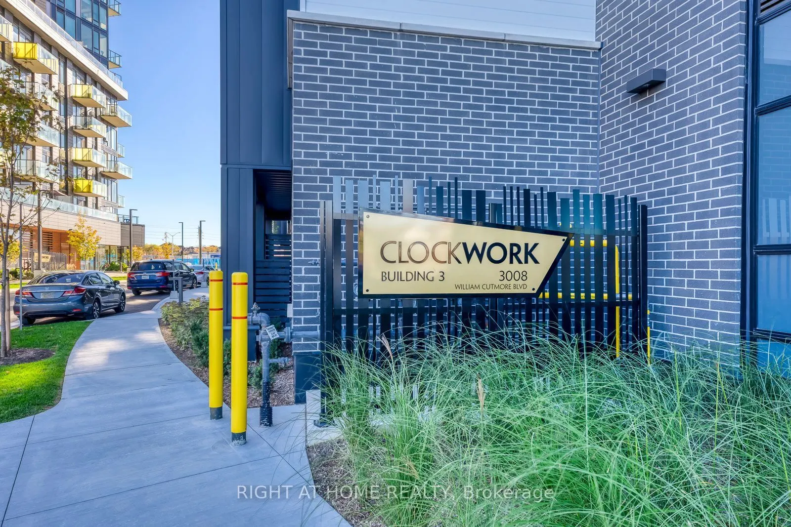 3008 William Cutmore Boulevard #221