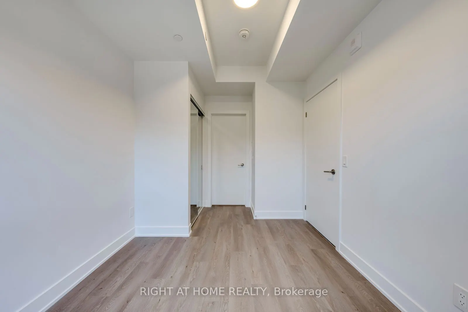 3008 William Cutmore Boulevard #221