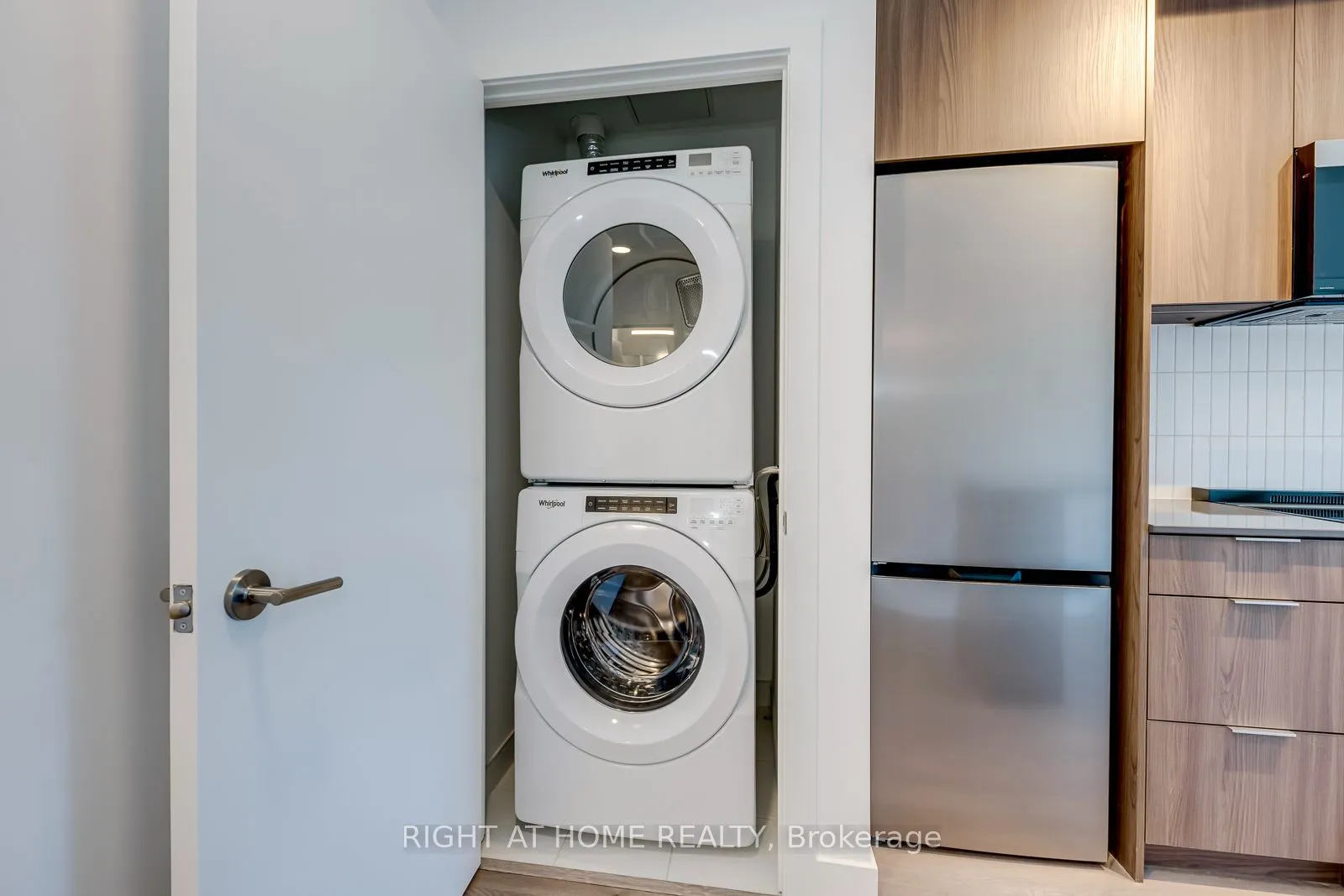 3008 William Cutmore Boulevard #221