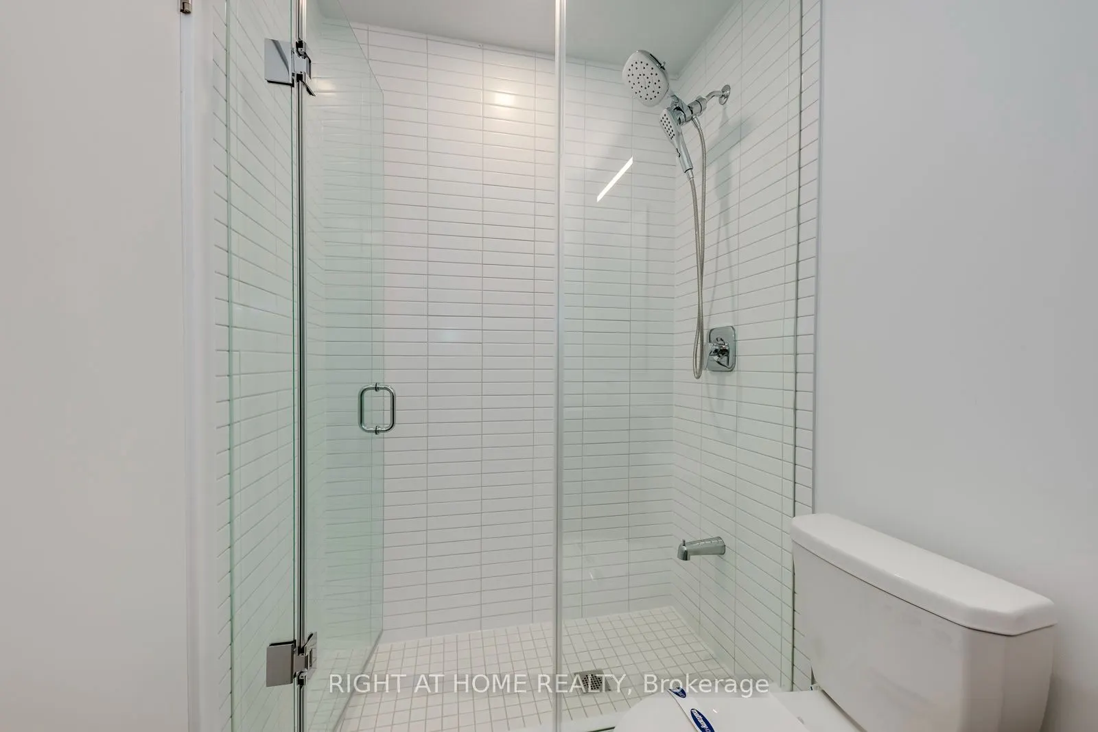 3008 William Cutmore Boulevard #221