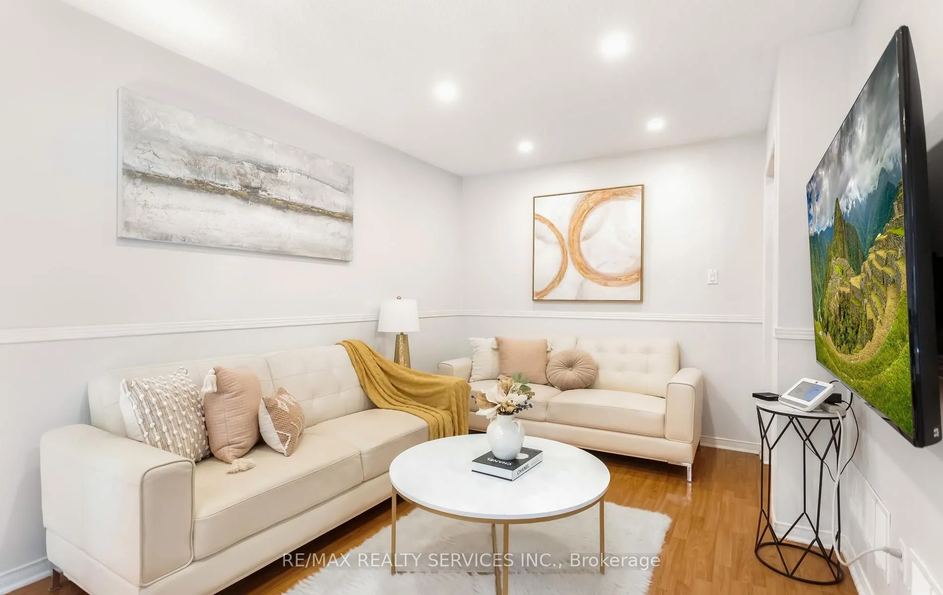 5659 Glen Erin Drive #40