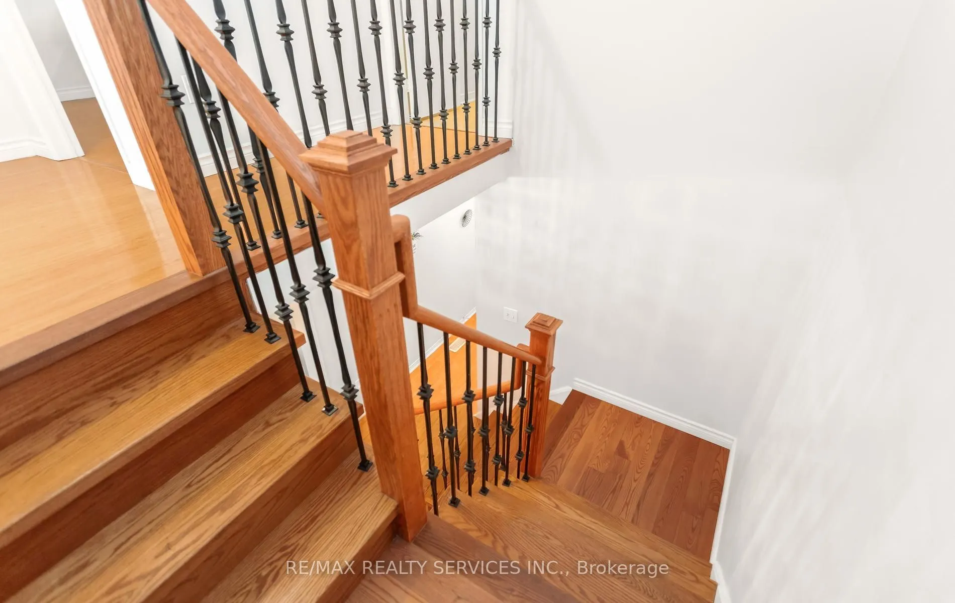 5659 Glen Erin Drive #40