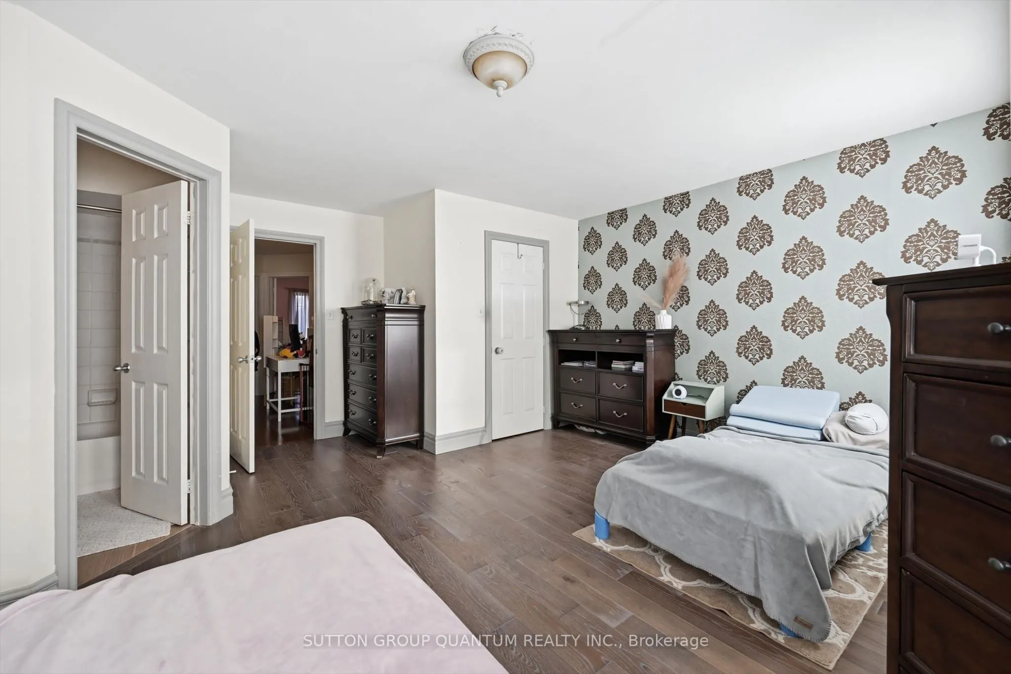 2254 Norfolk Drive