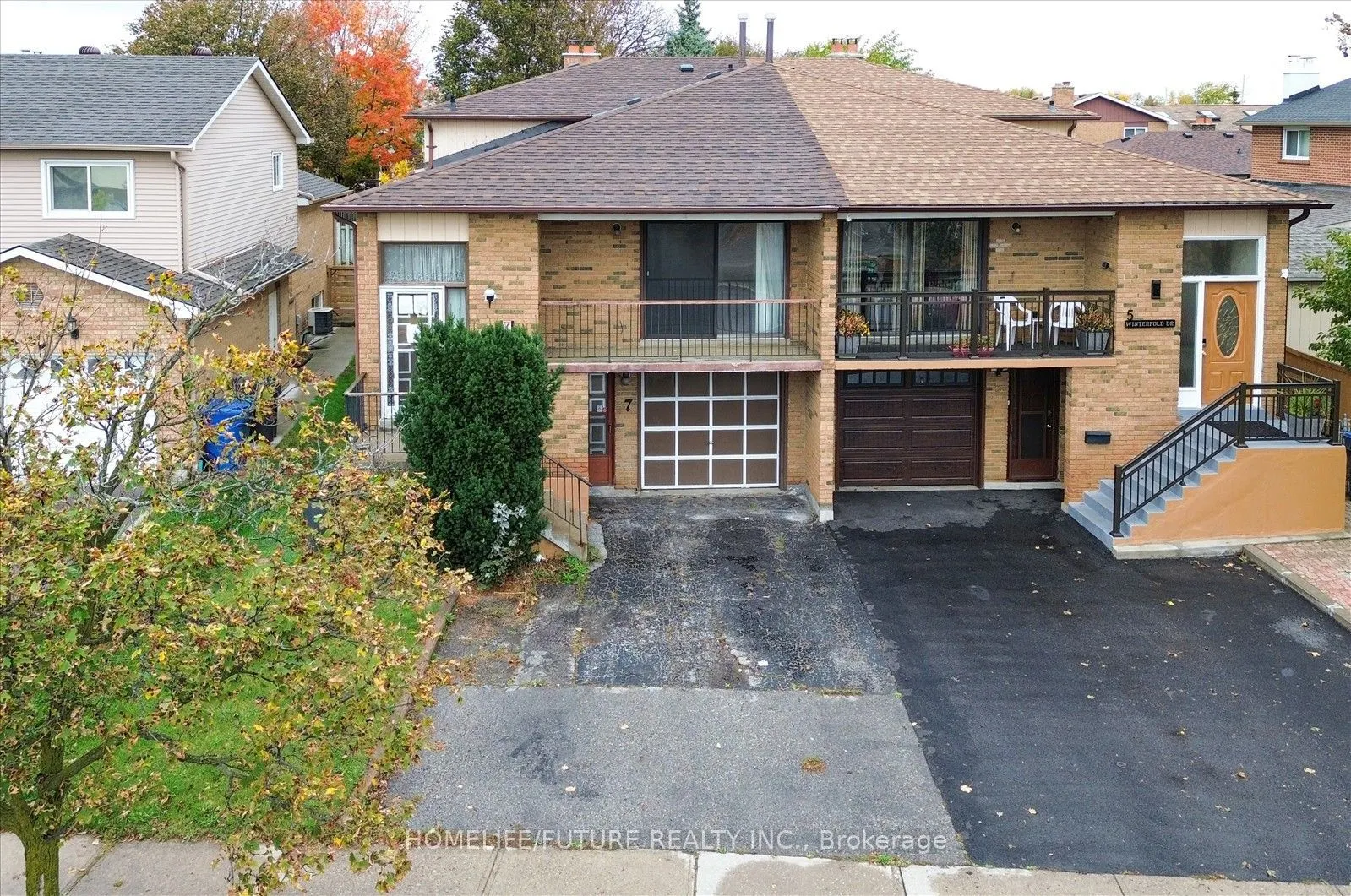 7 Winterfold Drive