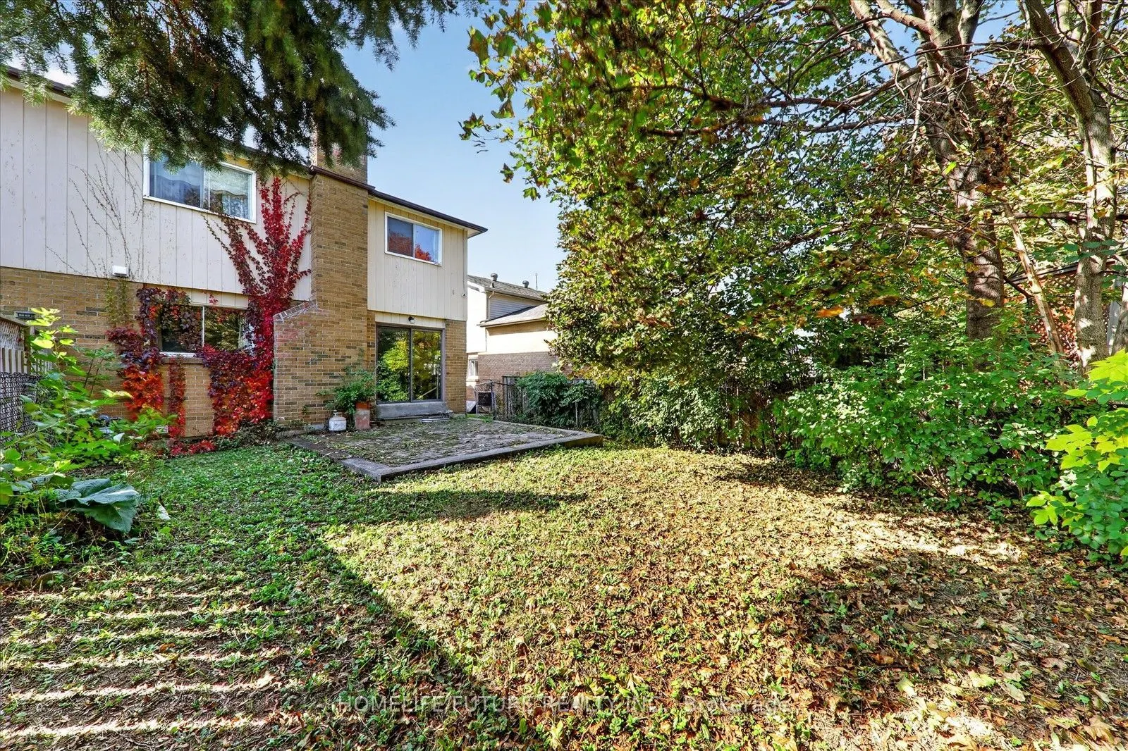 7 Winterfold Drive