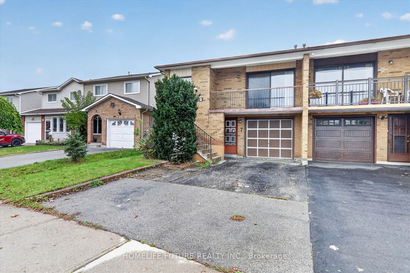 7 Winterfold Drive