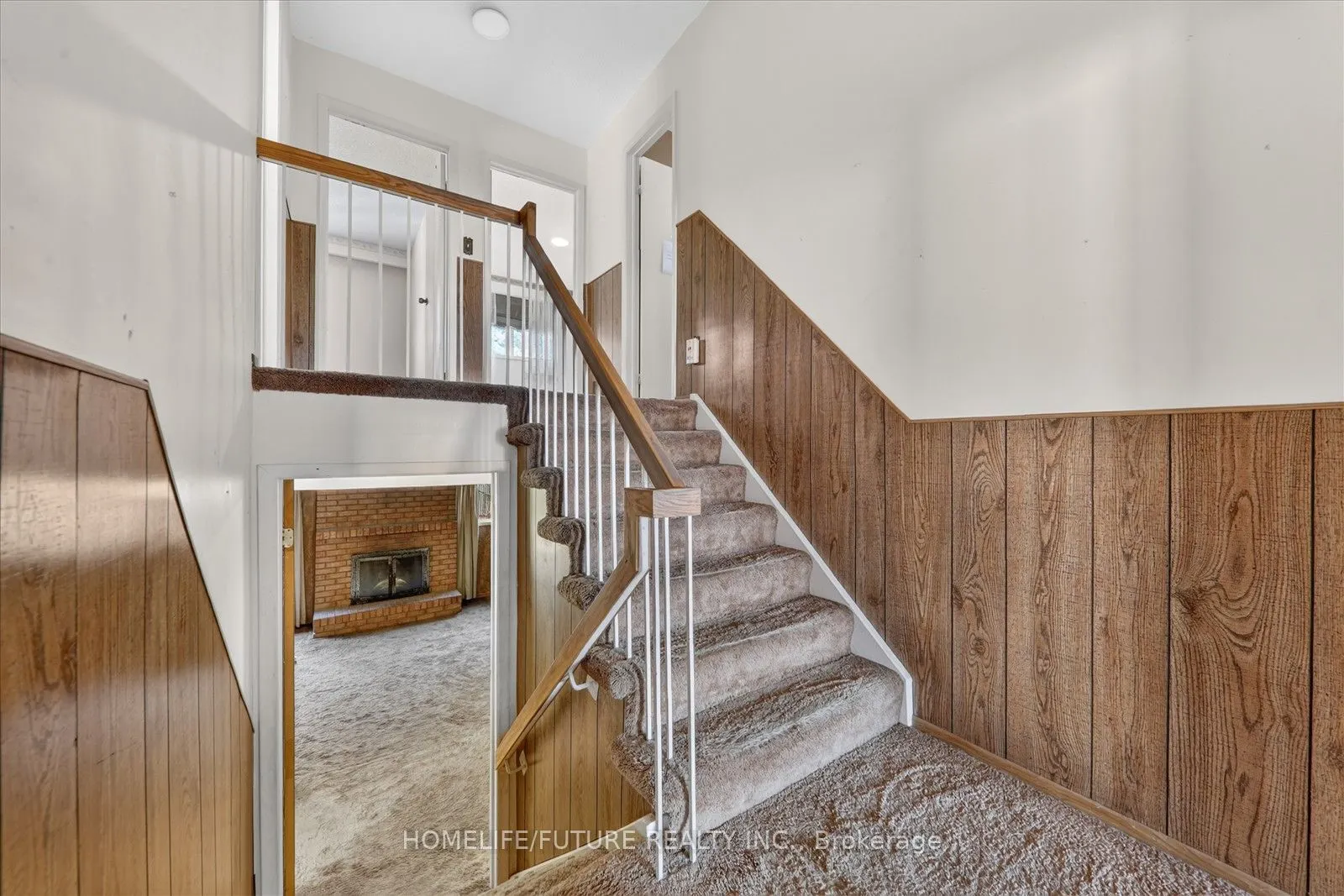 7 Winterfold Drive