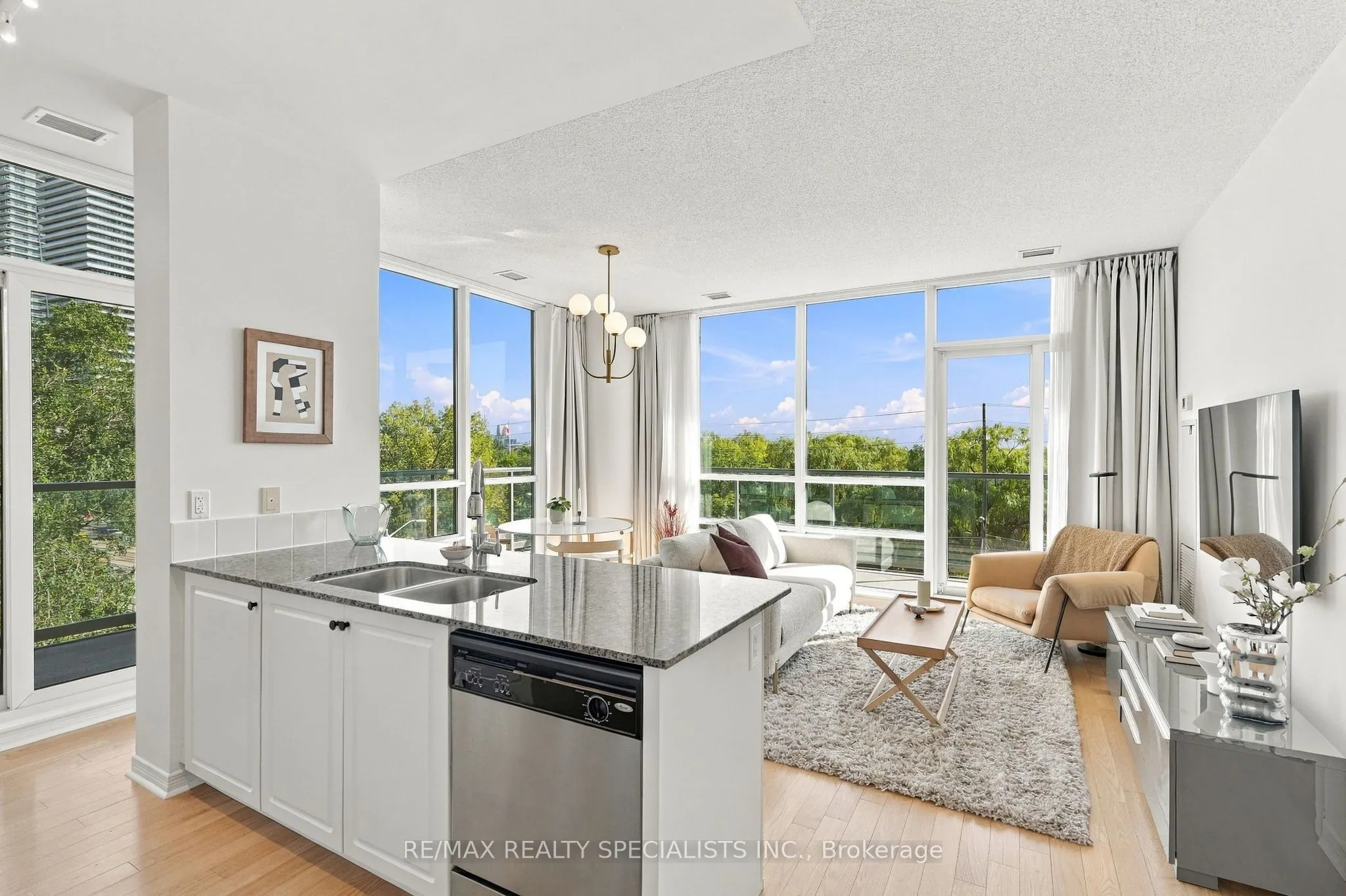 2230 Lake Shore Boulevard W #308