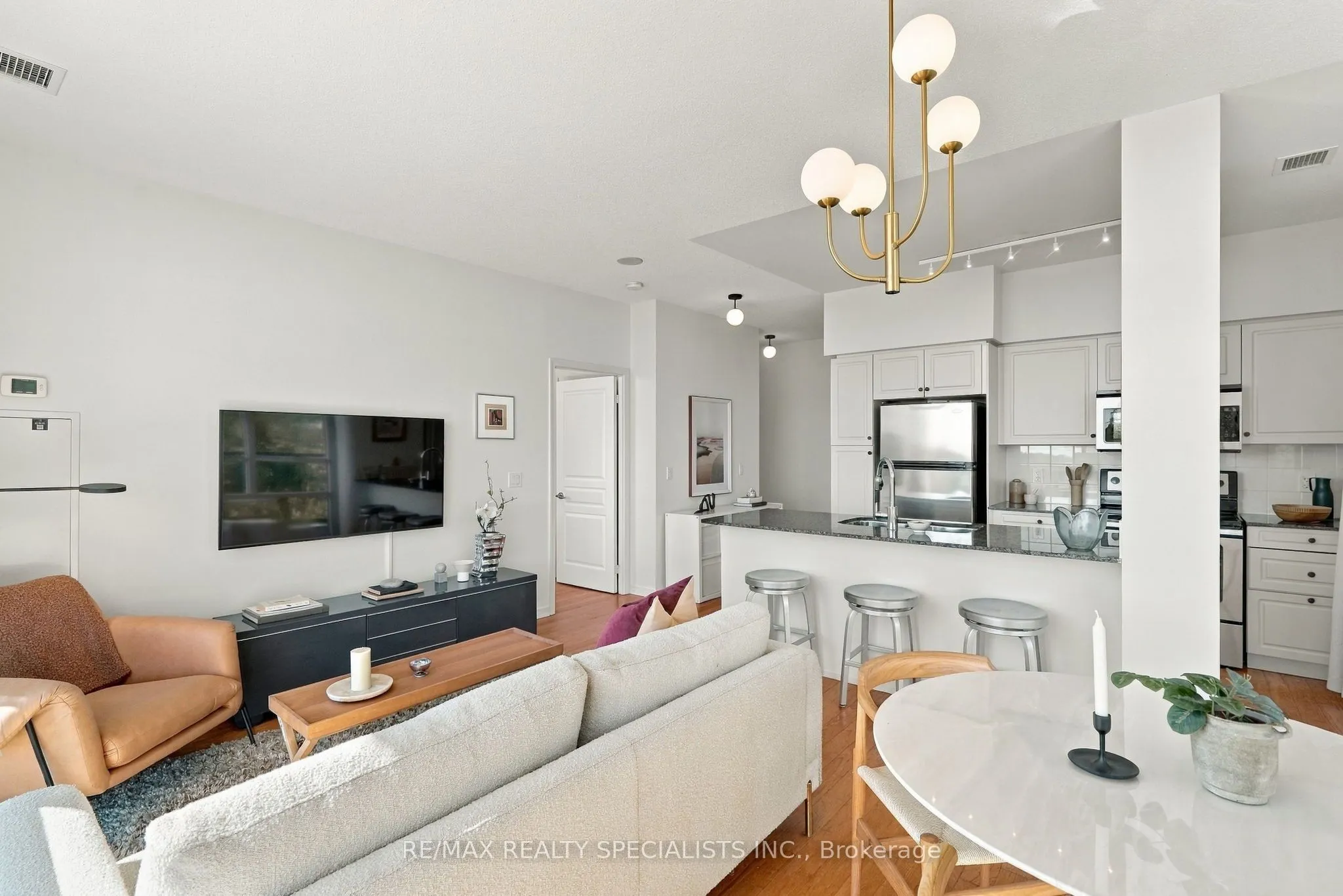2230 Lake Shore Boulevard W #308