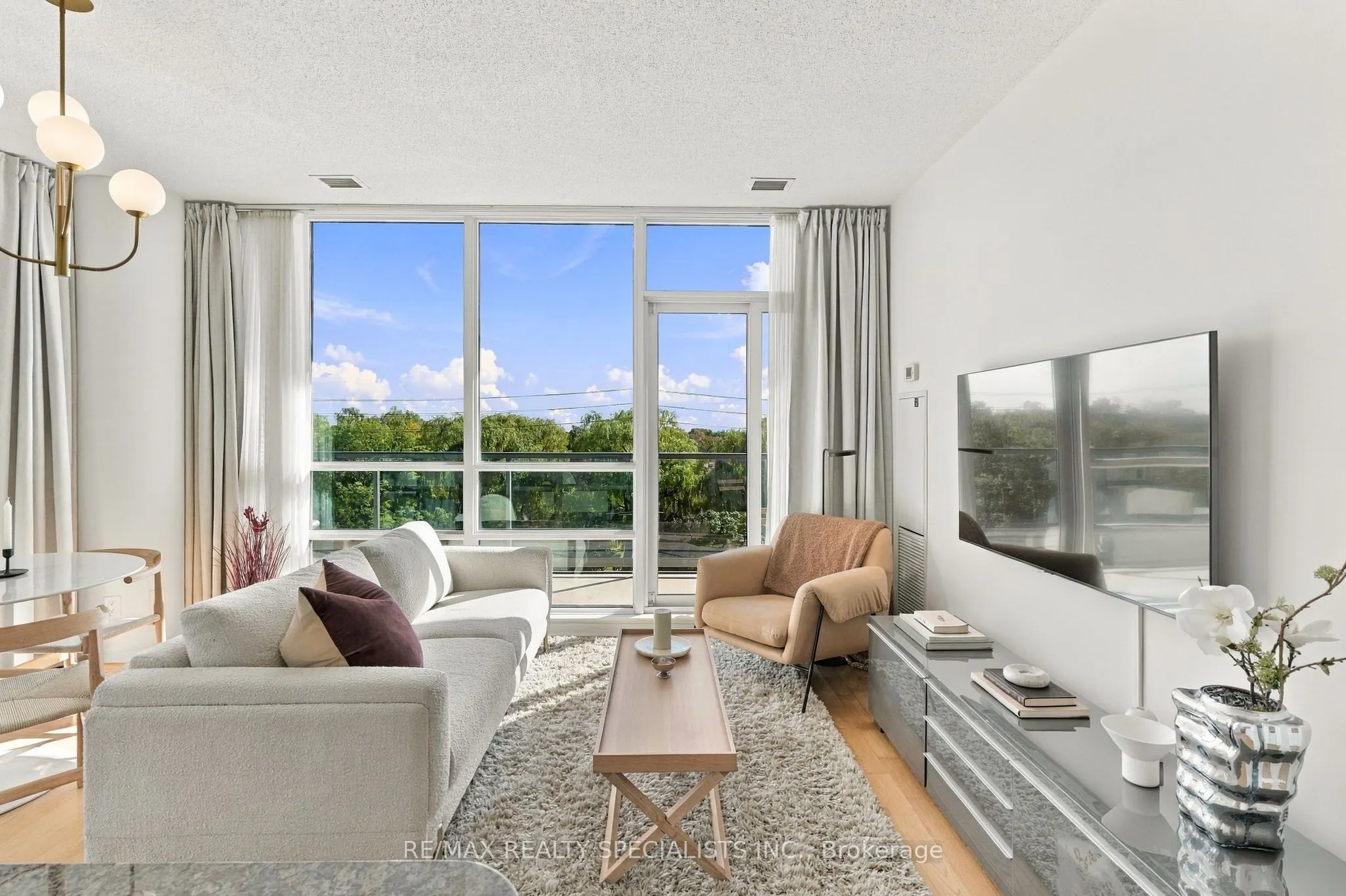 2230 Lake Shore Boulevard W #308