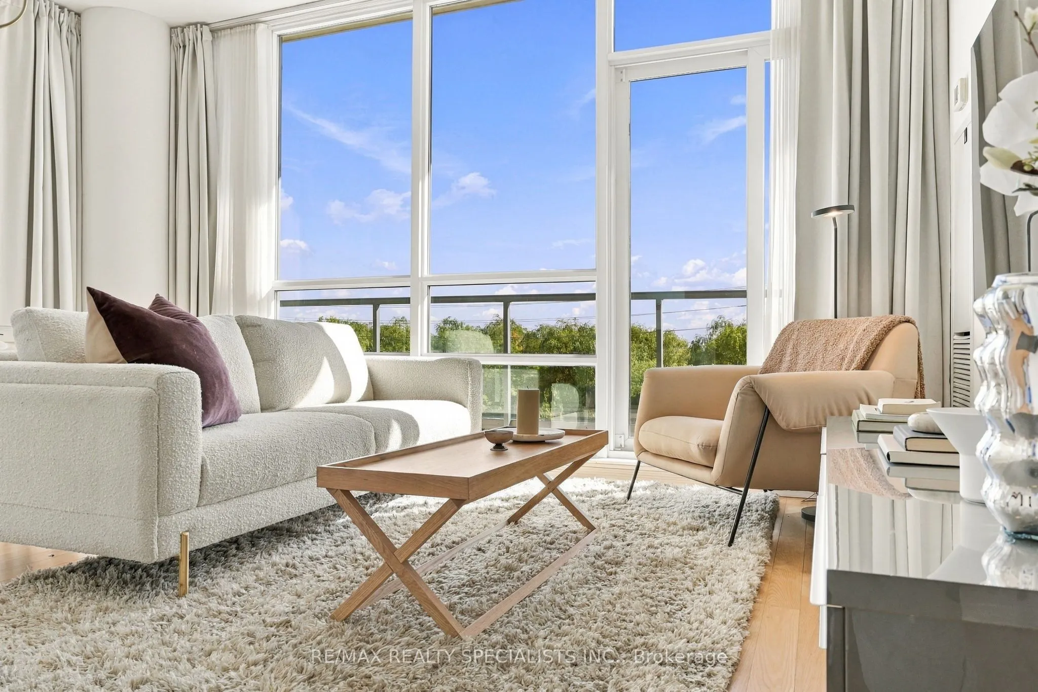 2230 Lake Shore Boulevard W #308