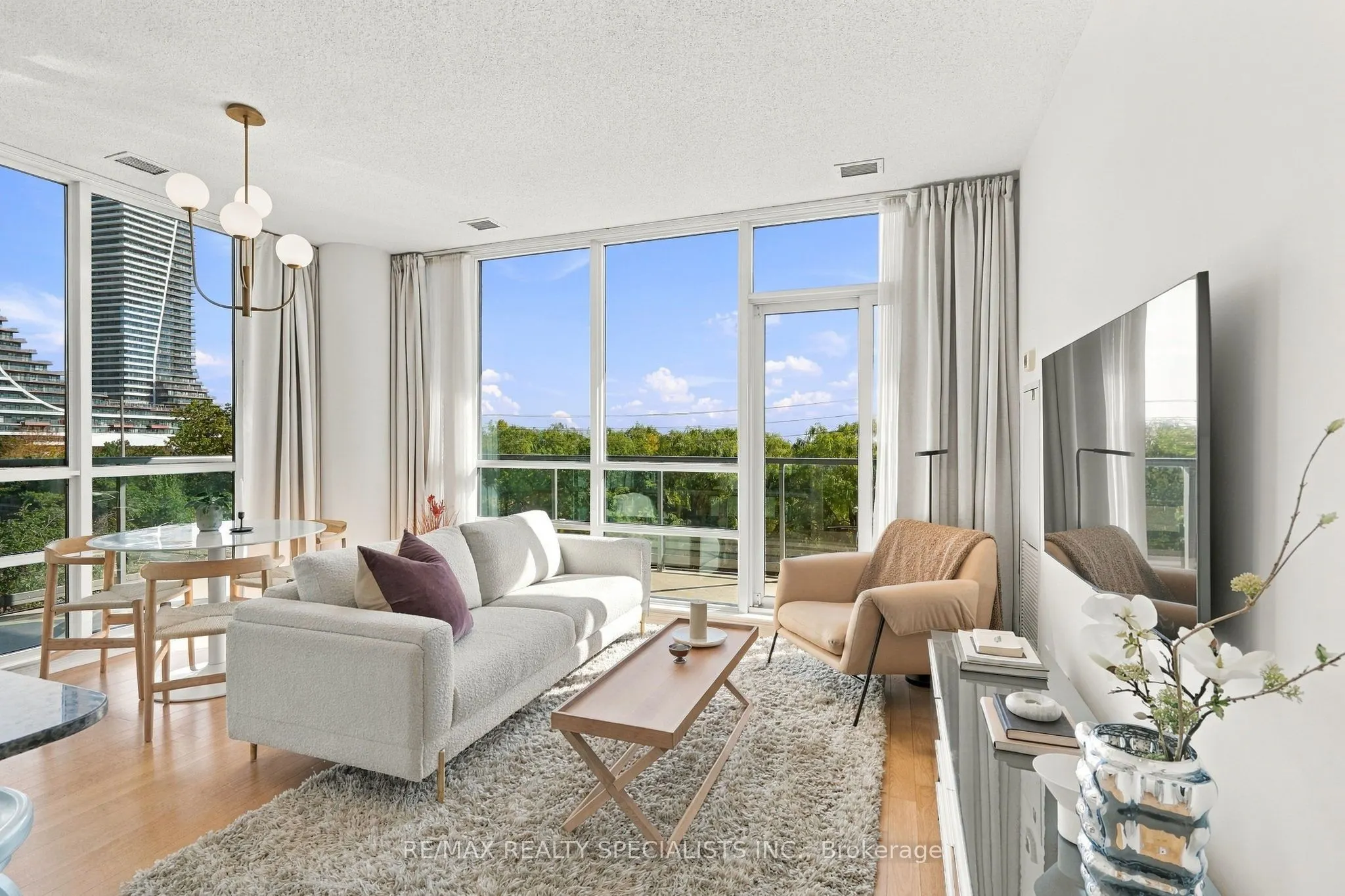 2230 Lake Shore Boulevard W #308