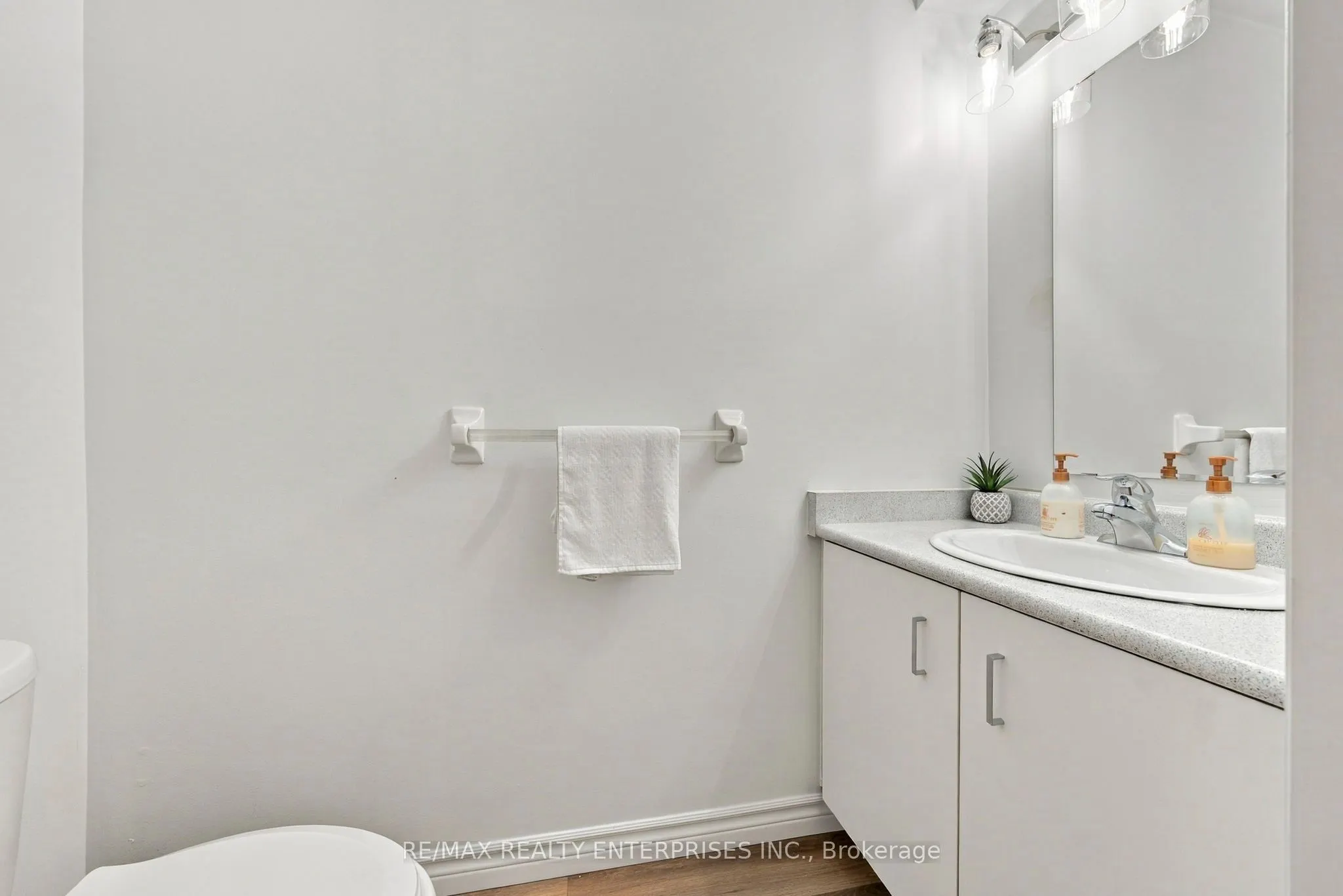 5958 Greensboro Drive #82