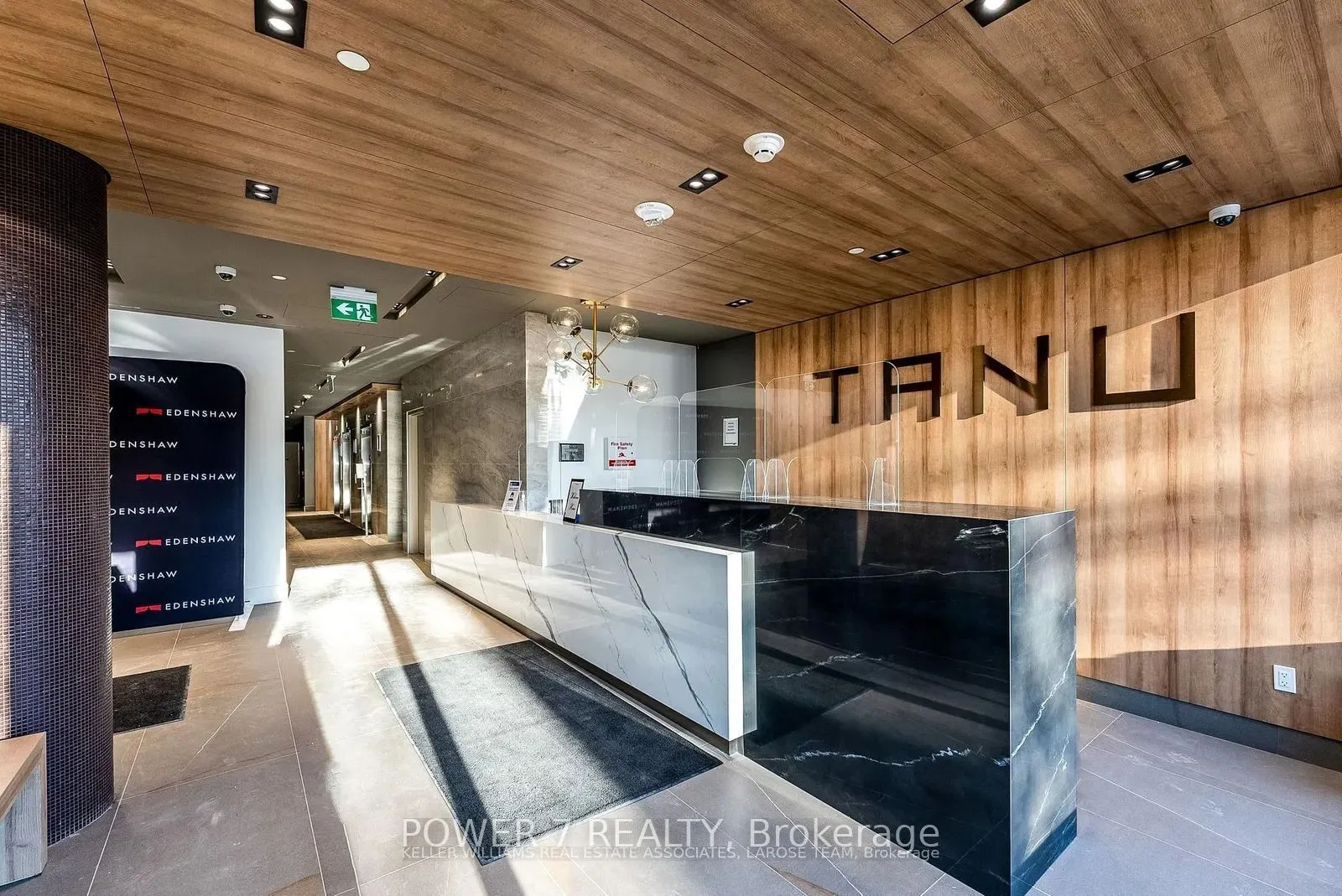 21 Park Street E #1001