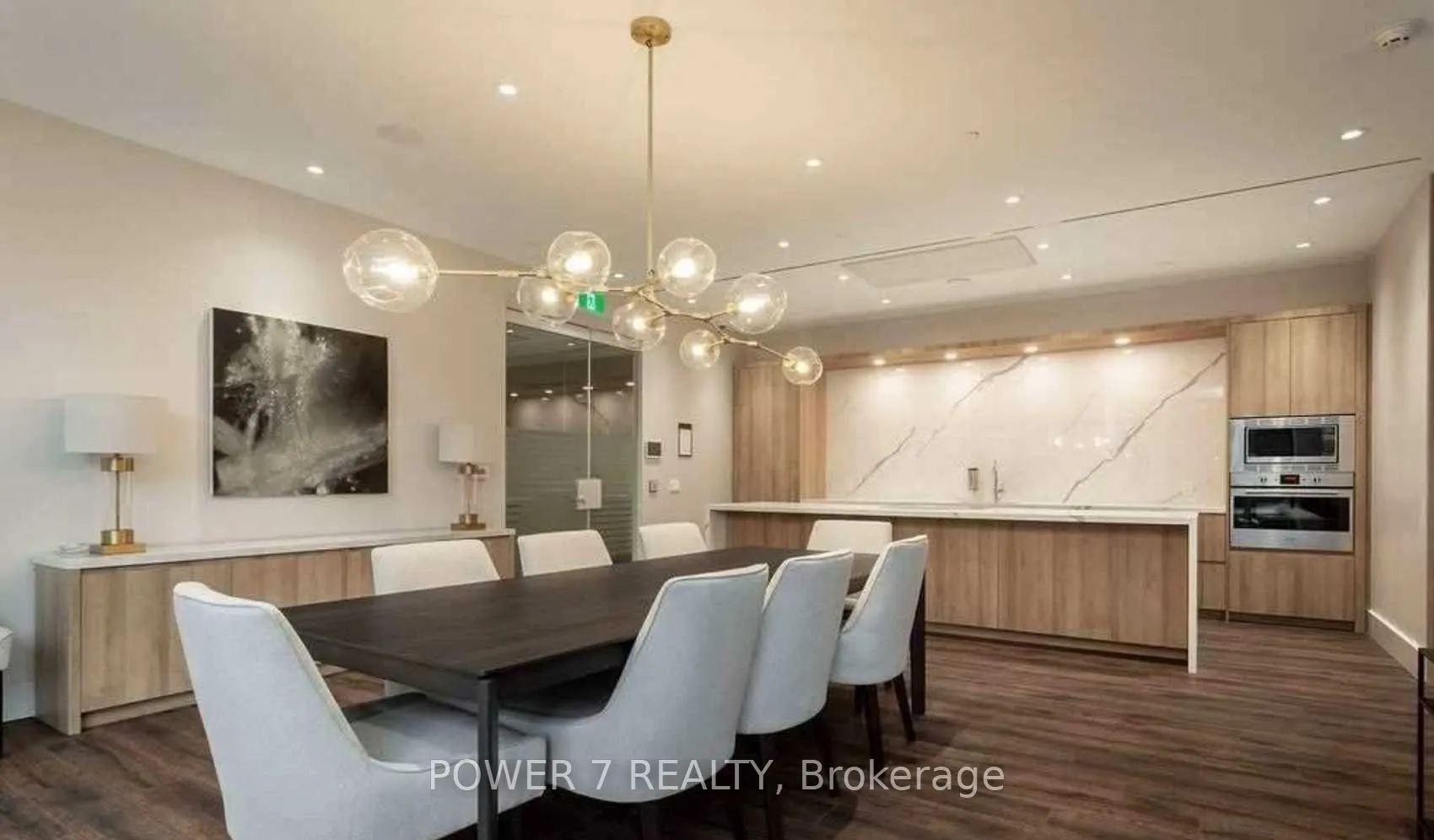 21 Park Street E #1001