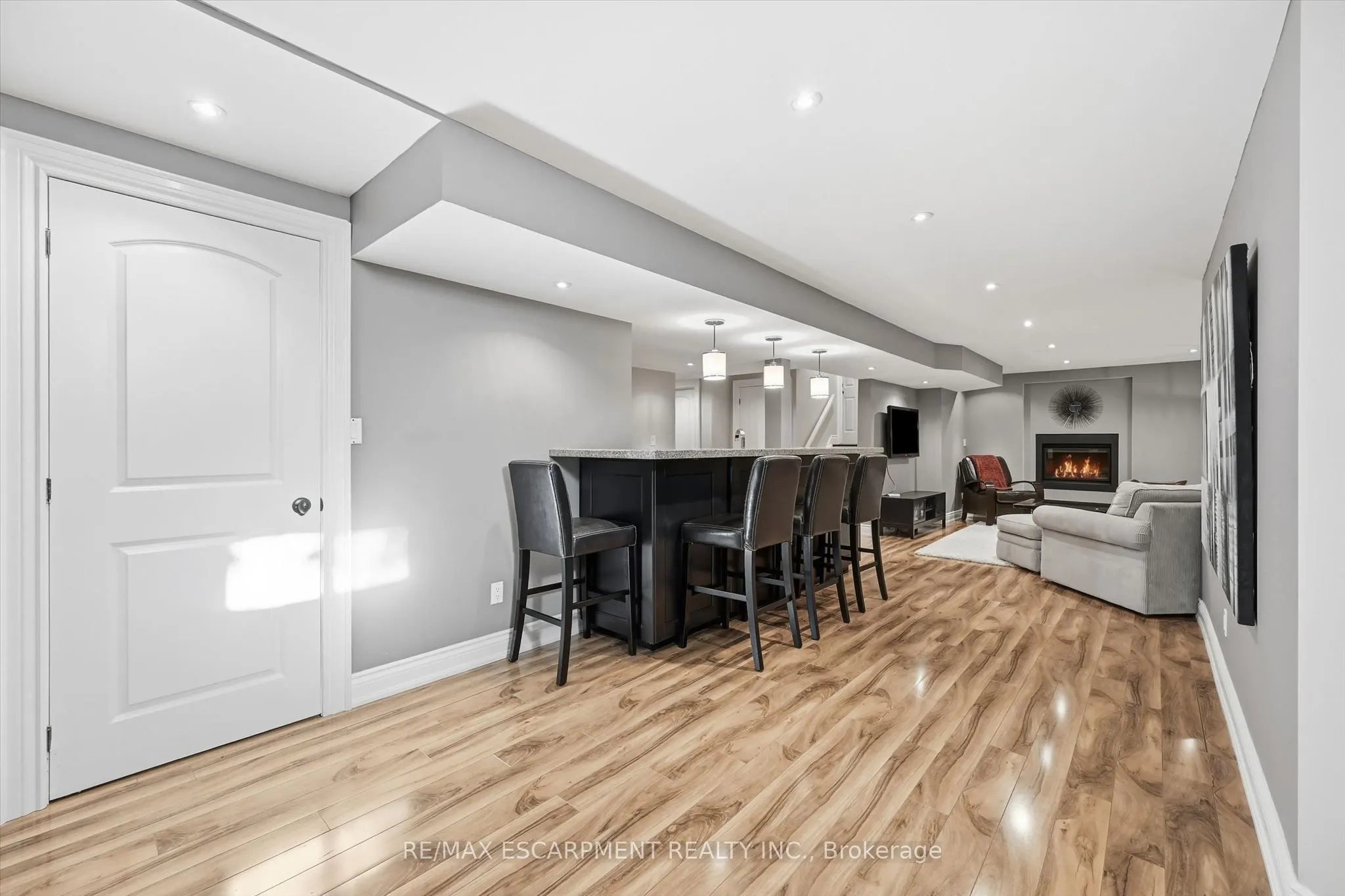 1367 McGuffin Gate