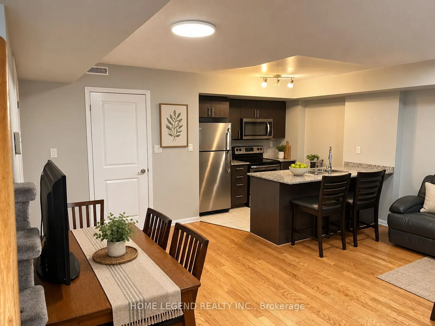 7 Foundry Avenue #117